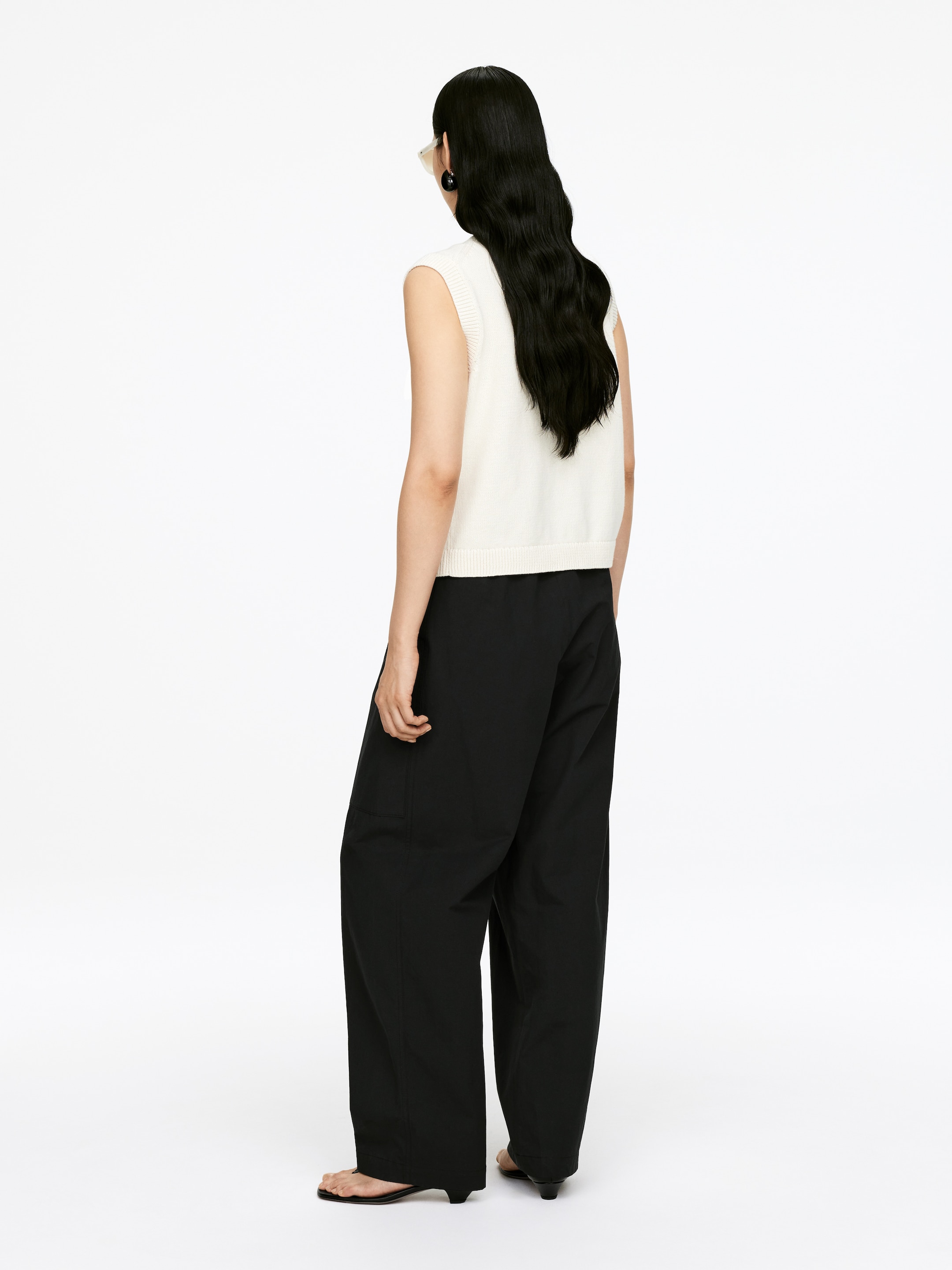 Grotere afbeelding bekijken: Broek met barrel-pijpen - Zwart - DAMES | H&M NL 2