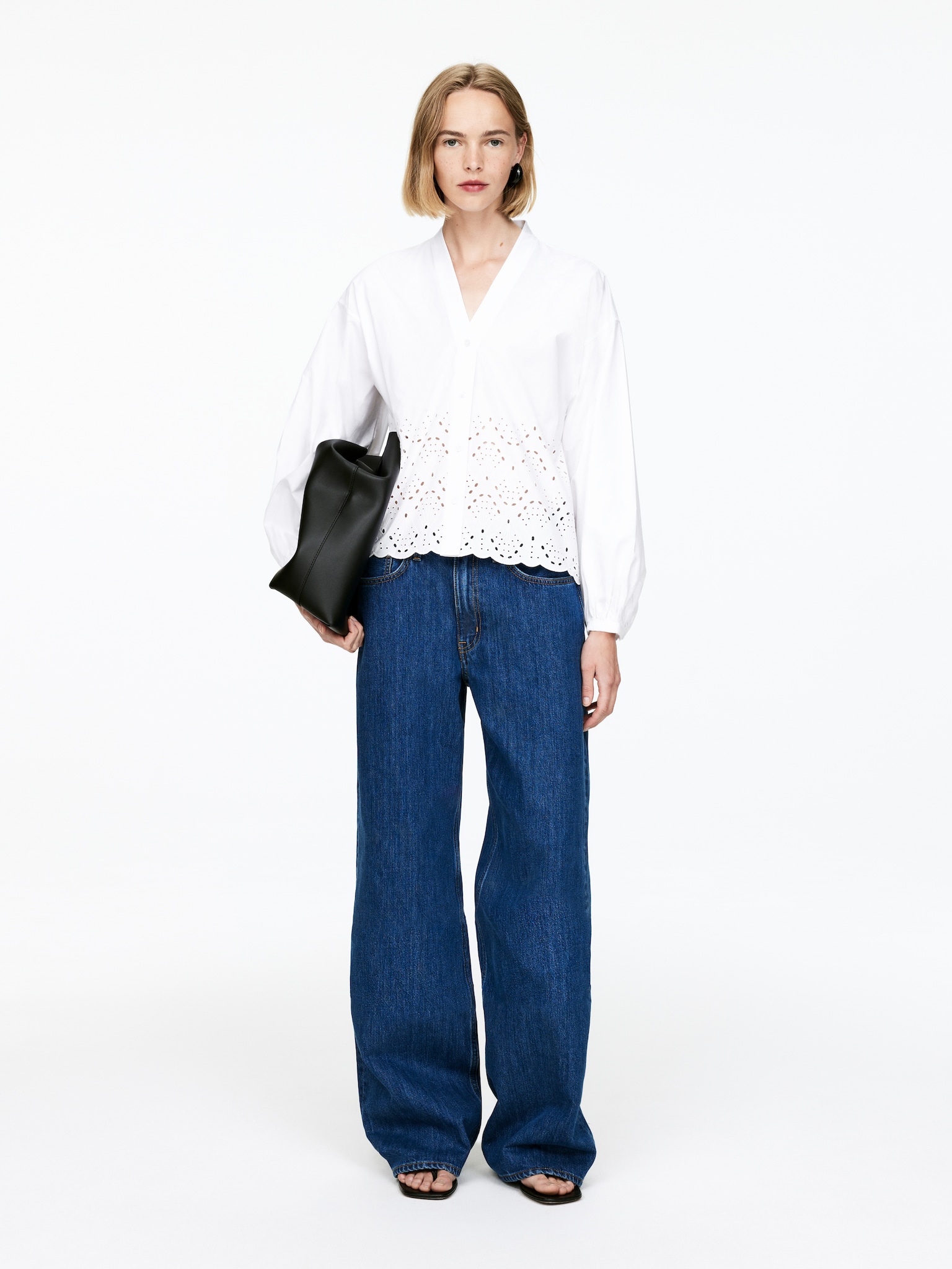 Blouse en broderie anglaise - Blanc/Bleu foncé - 7