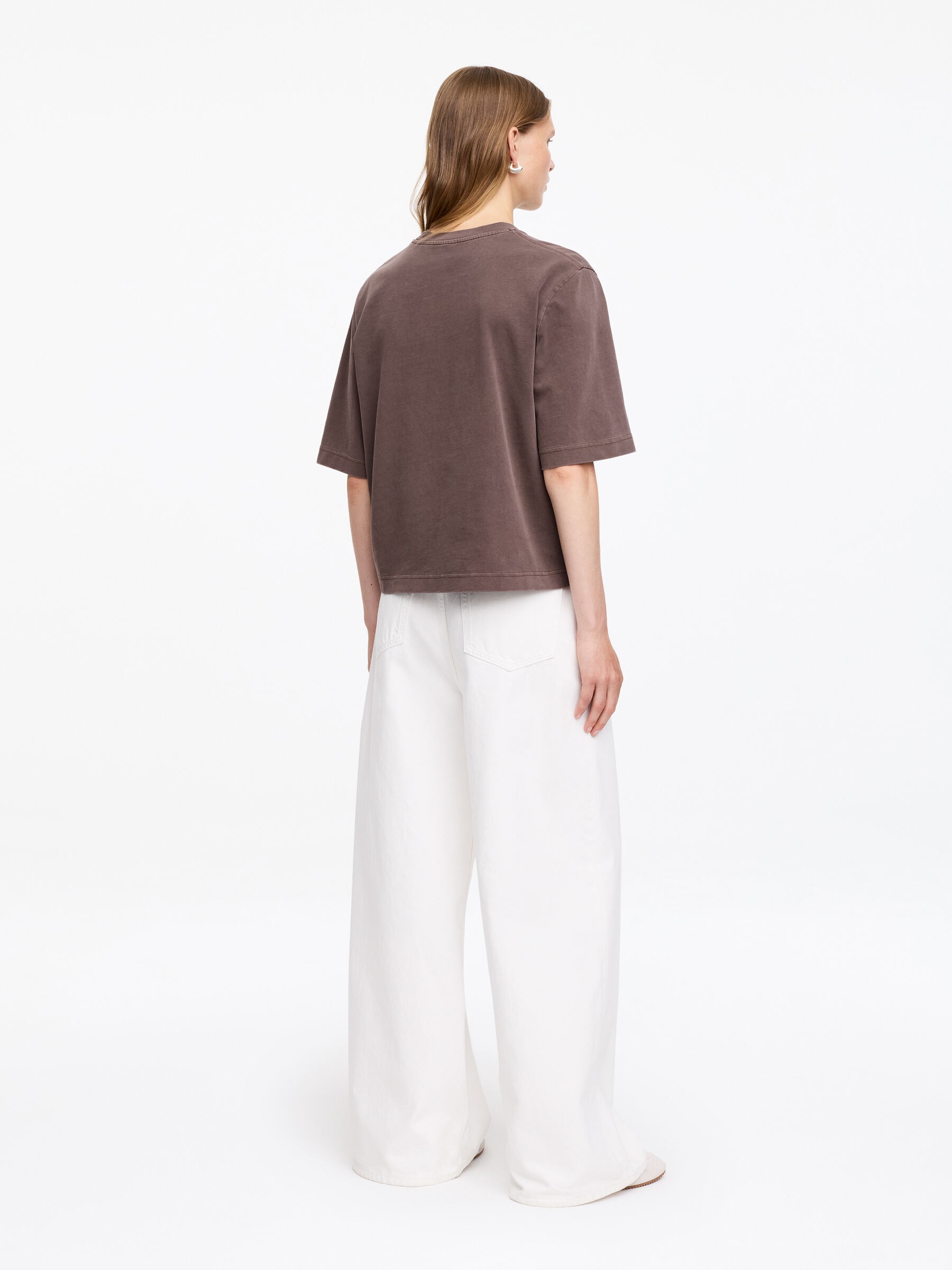 T-shirt signature carré - Marron - Relaxed fit - Femme - StillMedia/Lookbook - 3