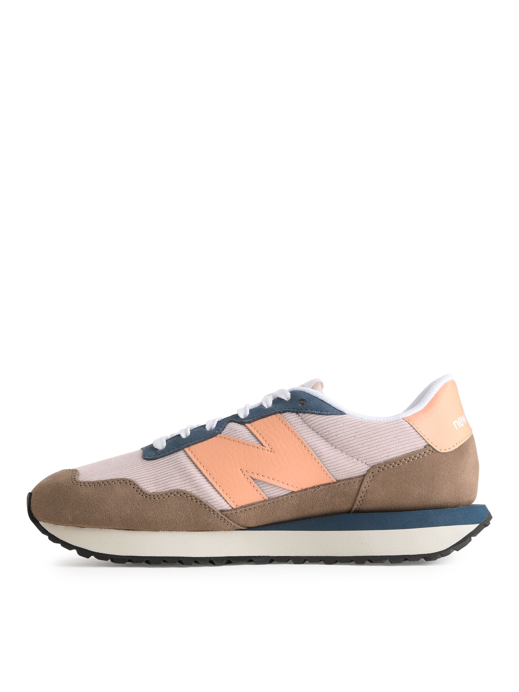 New Balance 237 Trainers - Mushroom/Space Pink - Women - StillMedia/DescriptiveStillLife - 1