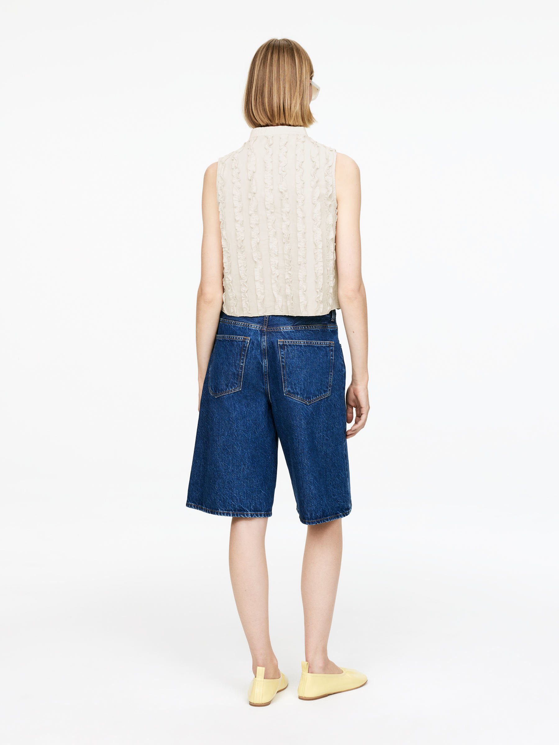 Frill Top - White - Regular fit - Women - StillMedia/Lookbook - 6