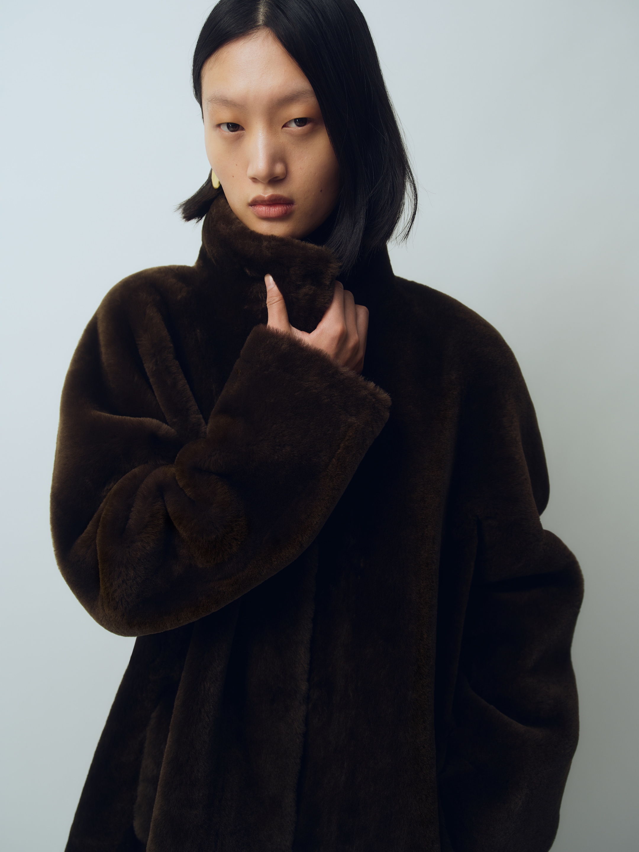 Relaxed Shearling Coat - Black - Relaxed fit - women - StillMedia/Environmental - 1