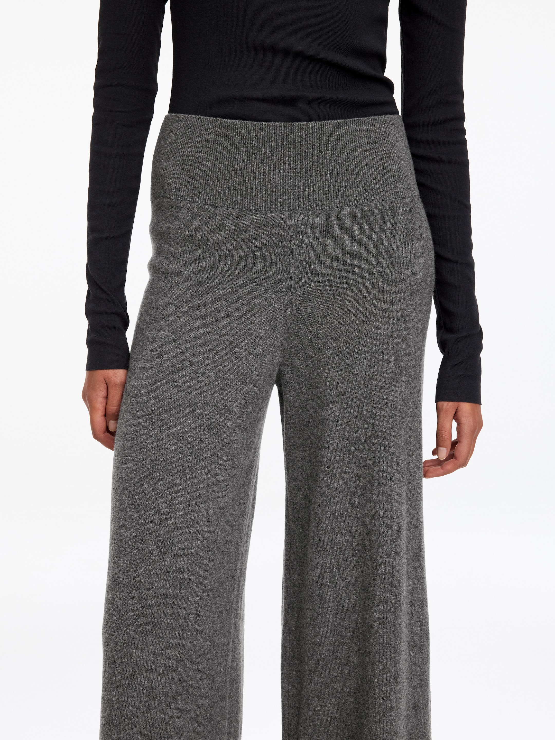 Cashmere Trousers - Grey - Regular fit - women - StillMedia/Lookbook - 5