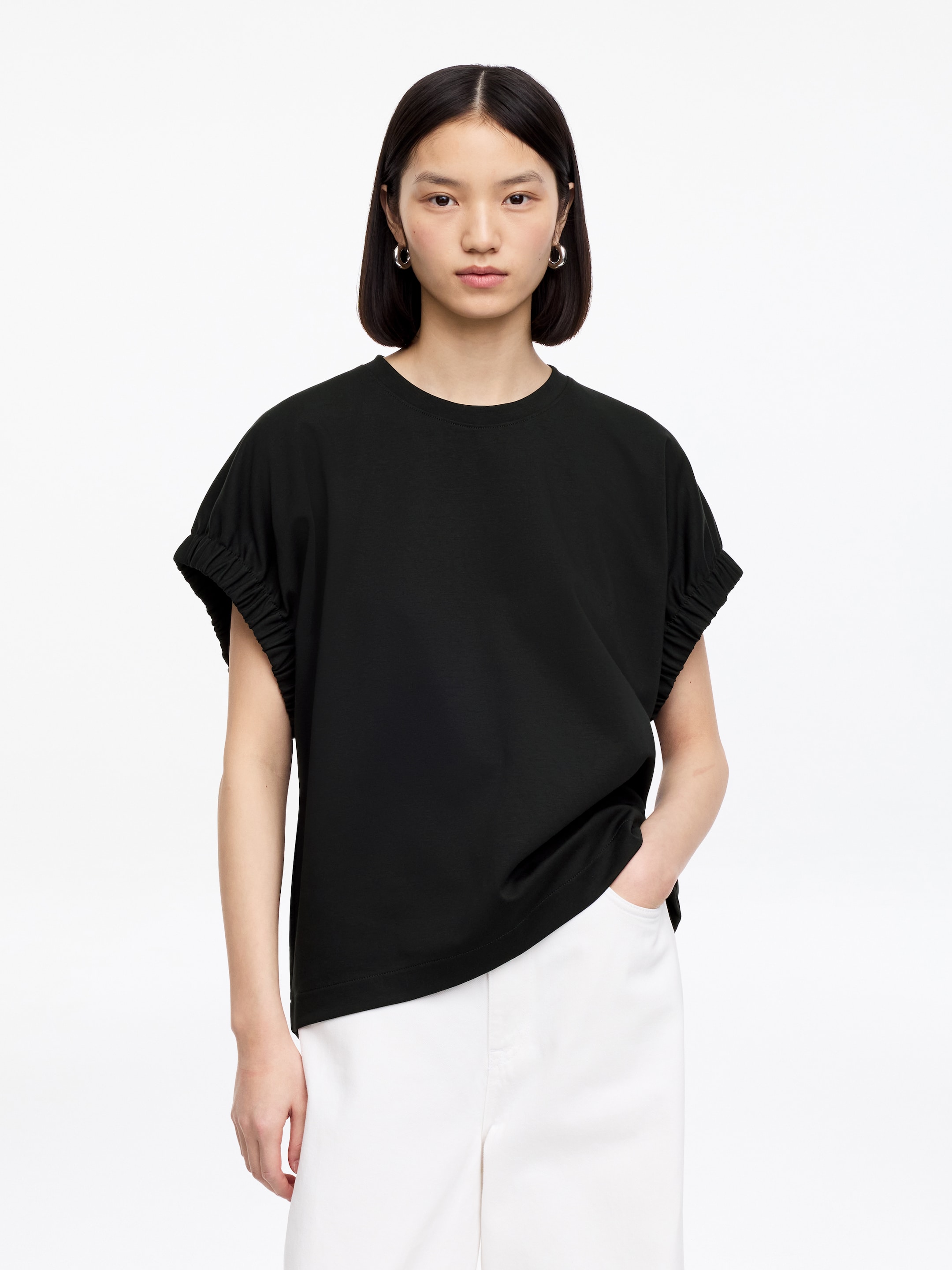 T-Shirt mit gerafften Ärmeln - Schwarz - Regular Fit - Damen - StillMedia/Lookbook - 5