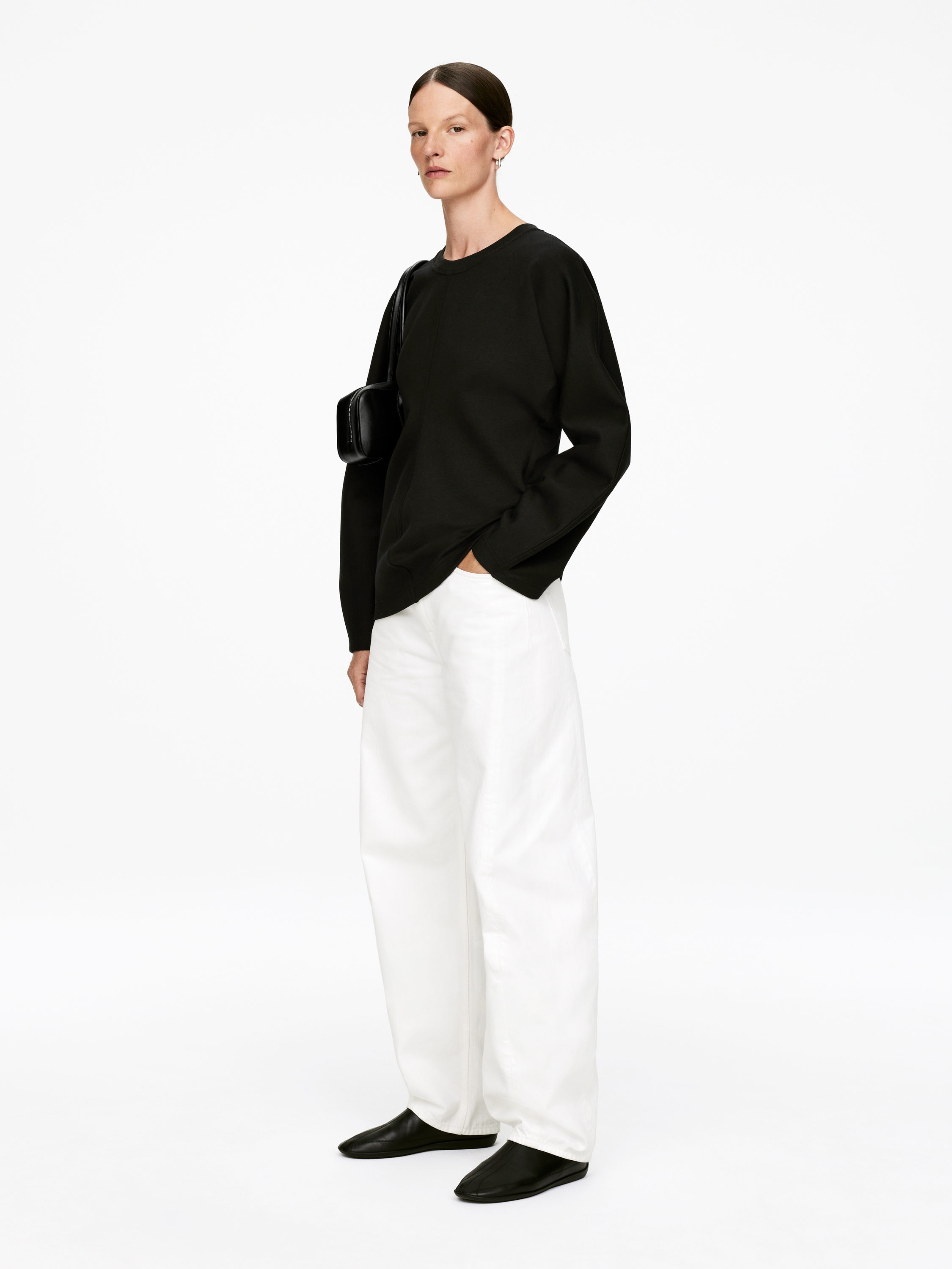 Batwing-Sleeve Sweatshirt - Black - Regular fit - Women - StillMedia/Lookbook - 3