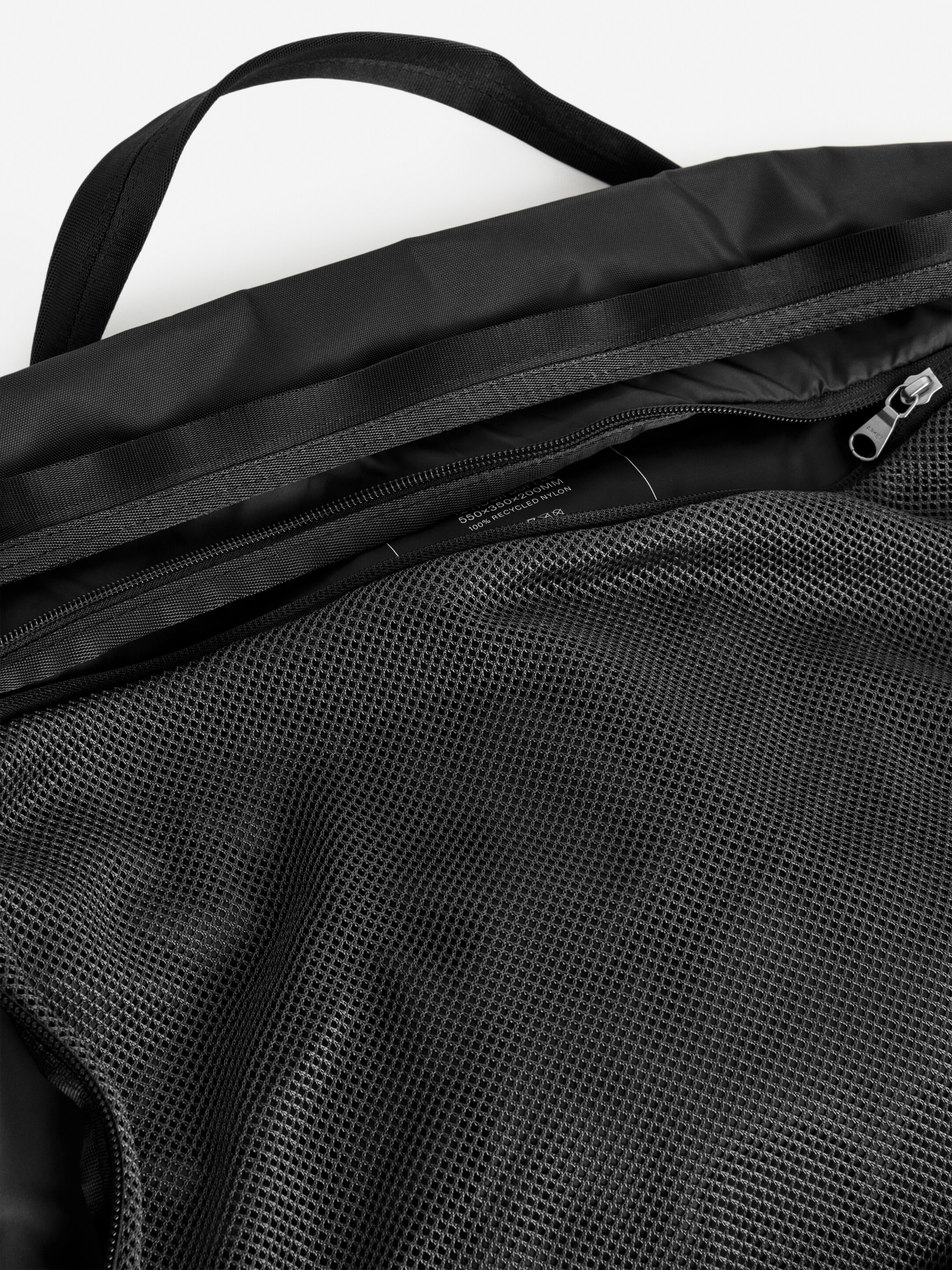 Ver imagem maior: Saco de viagem 3 em 1 para 72 horas - Preto - HOMEM | H&M PT 17