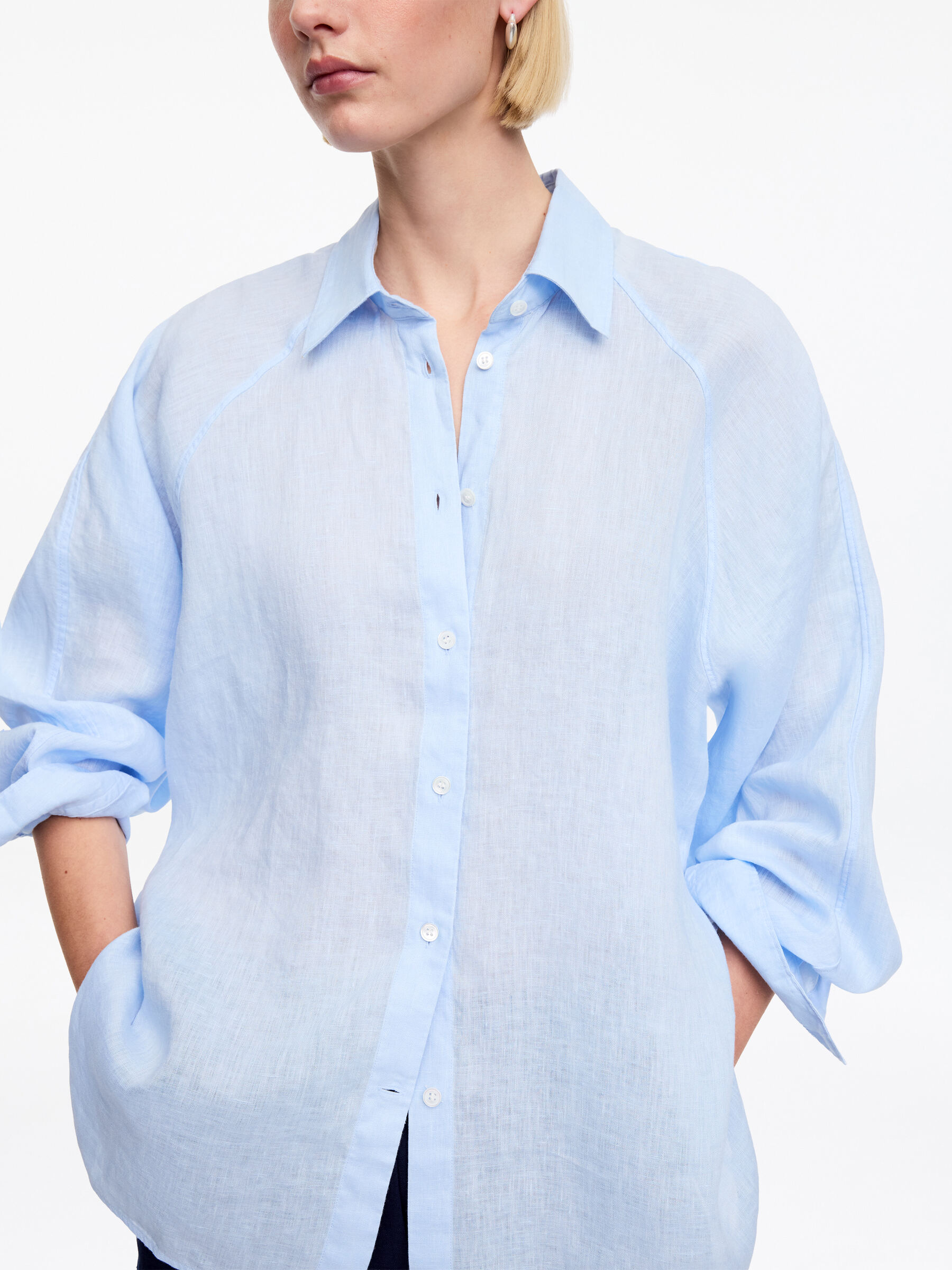 Lockeres Leinenhemd - Hellblau - Loose Fit - Damen - StillMedia/Lookbook - 3