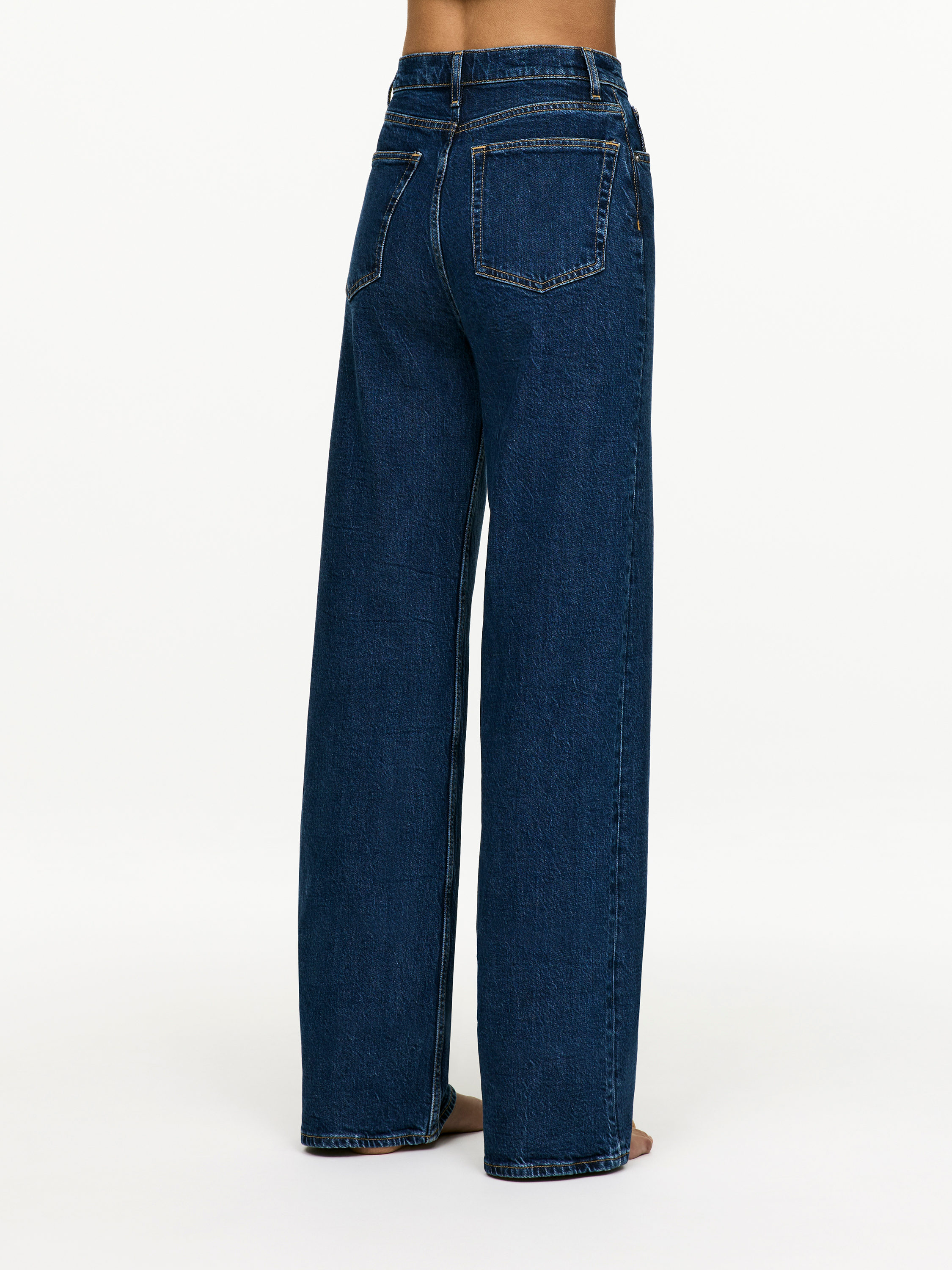 LUPINE Flared Jeans - Dark Blue - Slim fit - Women - StillMedia/Lookbook - 13