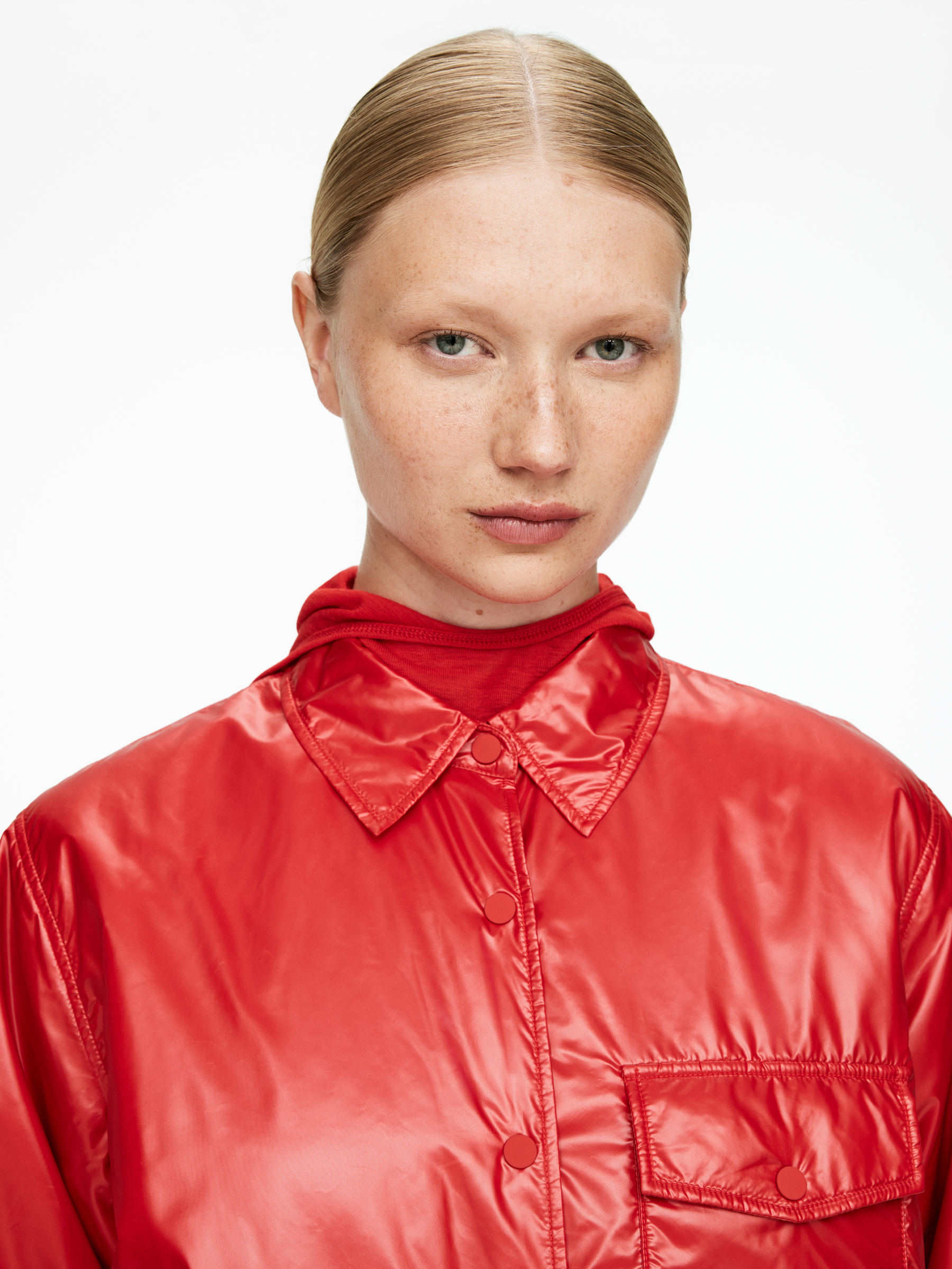 Nylon Overshirt - Red - Regular fit - Women - StillMedia/Lookbook - 4