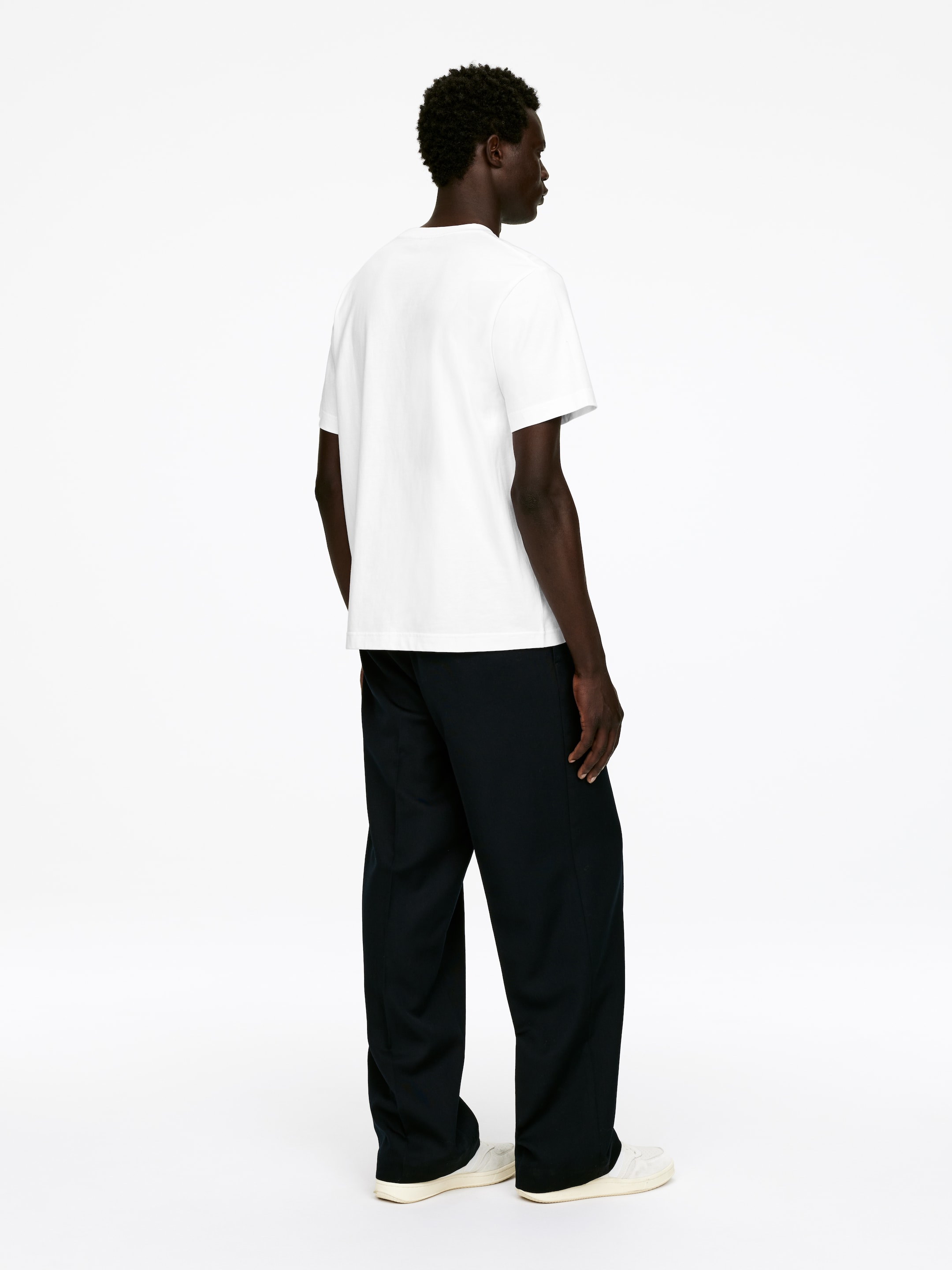 Größeres Bild anzeigen: Lockeres T-Shirt, 220 g/m² - Weiß - Men | H&M AT 2