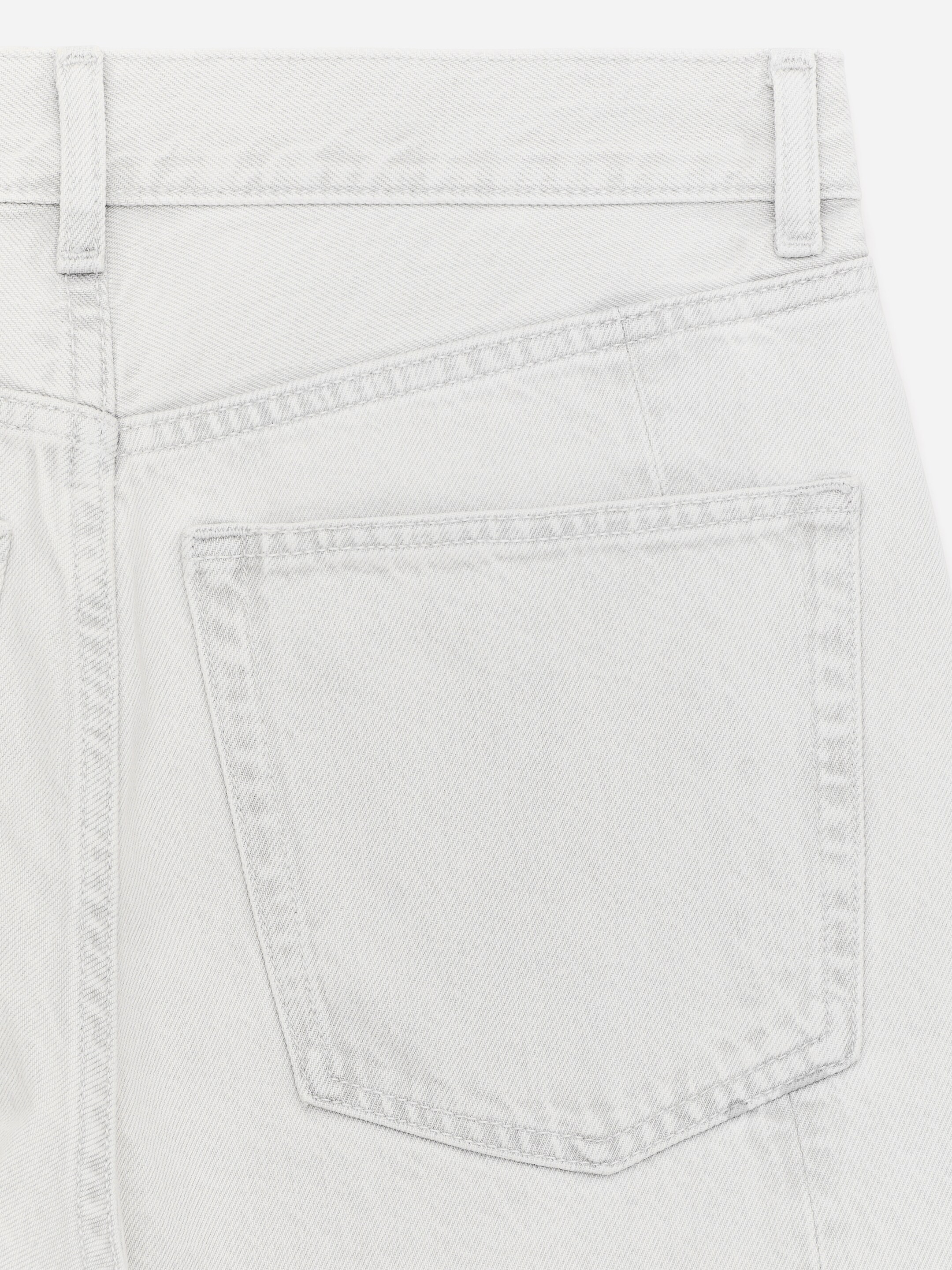BLOOM Barrel Jeans - Off White - Relaxed fit - Women - StillMedia/DescriptiveStillLife - 3