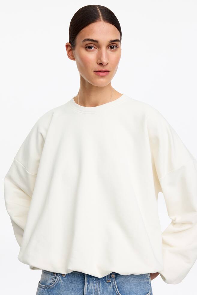 Sweatshirt mit Ballonschnitt-Cremeweiß - 4
