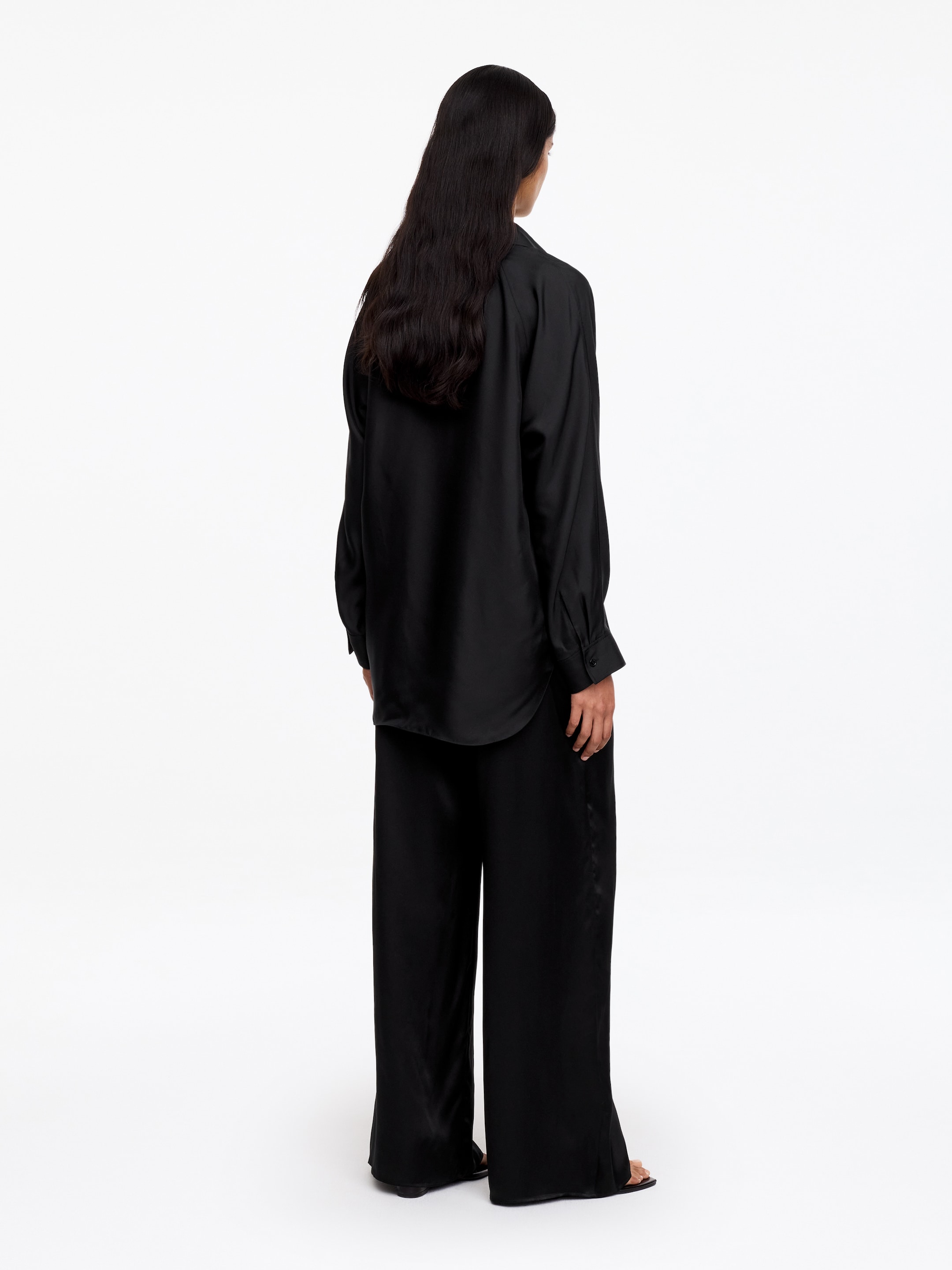 Koszula z jedwabnego diagonalu - Czarny - Fason normalny - Women - StillMedia/Lookbook - 4