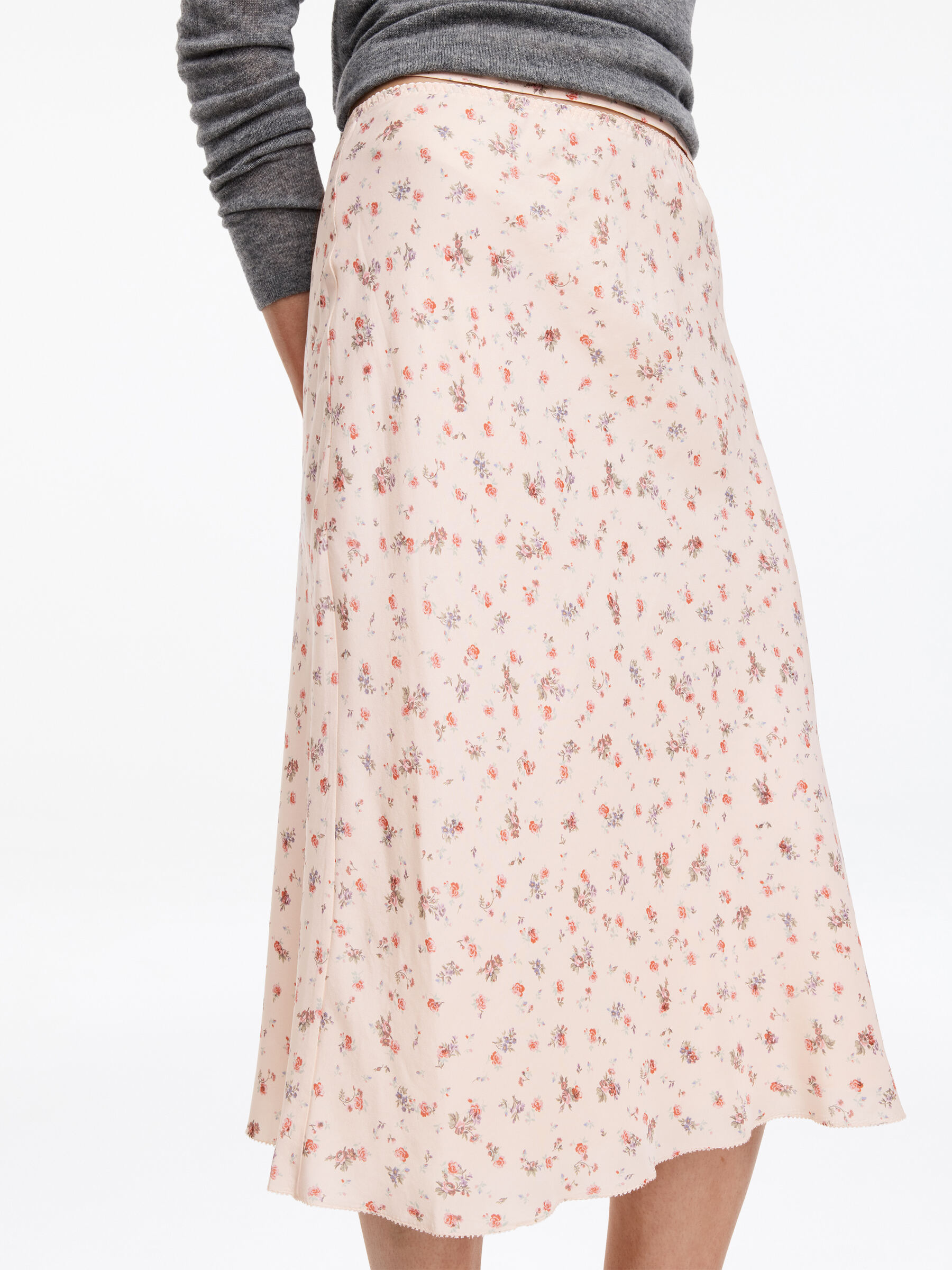 Knee-Length Silk Skirt - Dusty Pink - Regular fit - Women - StillMedia/Lookbook - 5