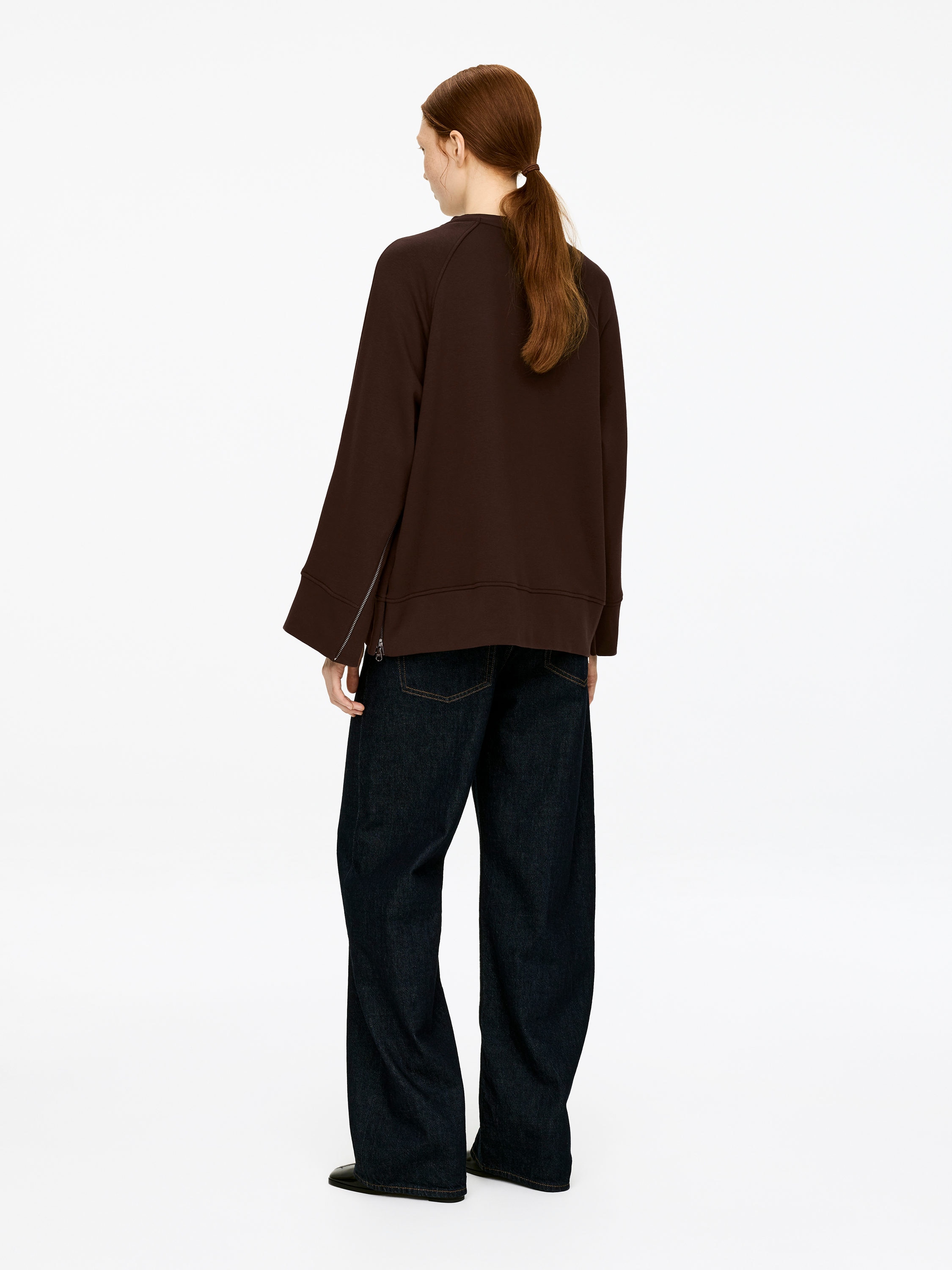 Zip-Detail Sweatshirt - Dark Brown - Regular fit - Women - StillMedia/Lookbook - 6