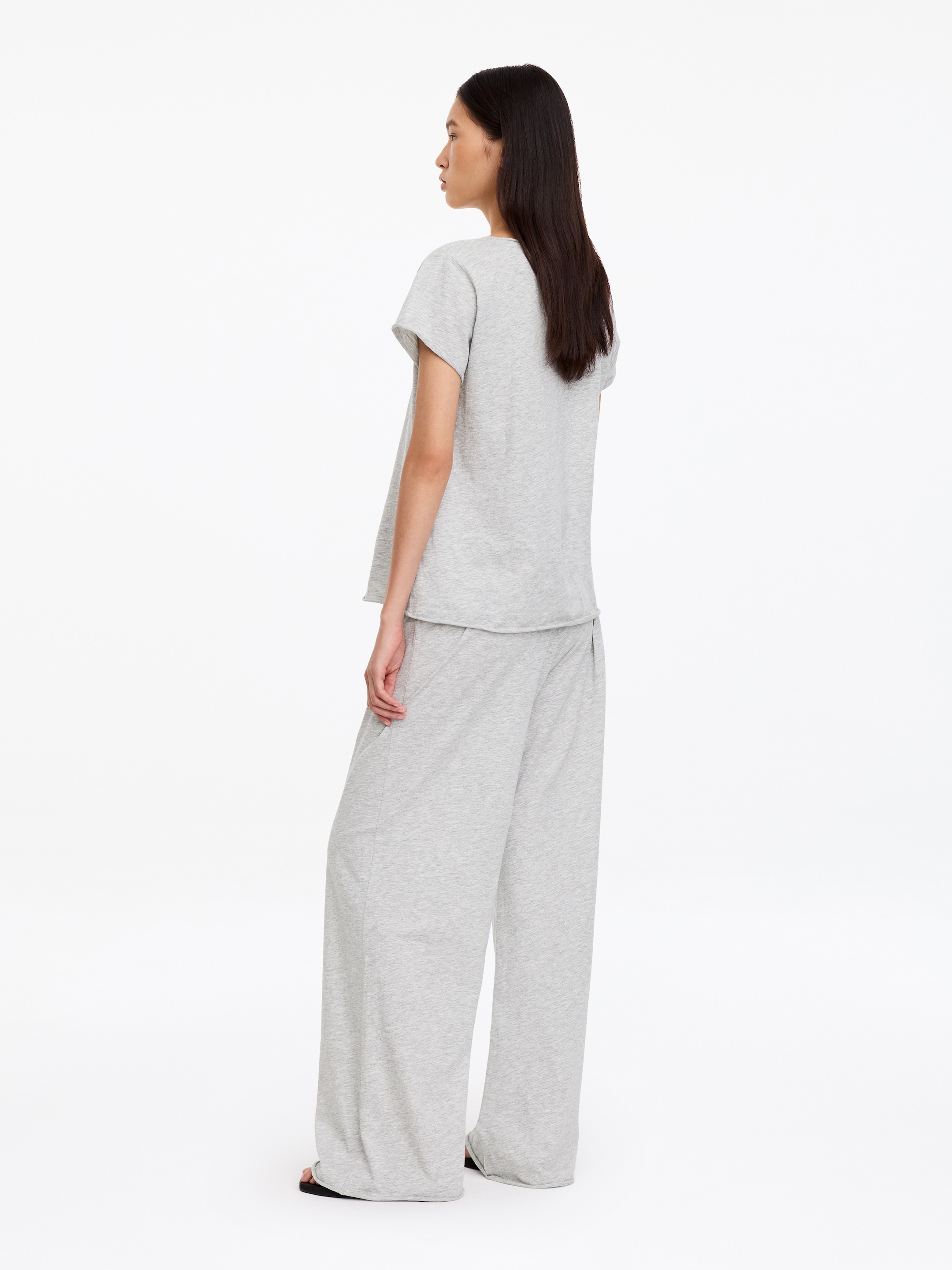 T-shirt con bordo arrotolato - Grigio - Loose fit - women - StillMedia/Lookbook - 3