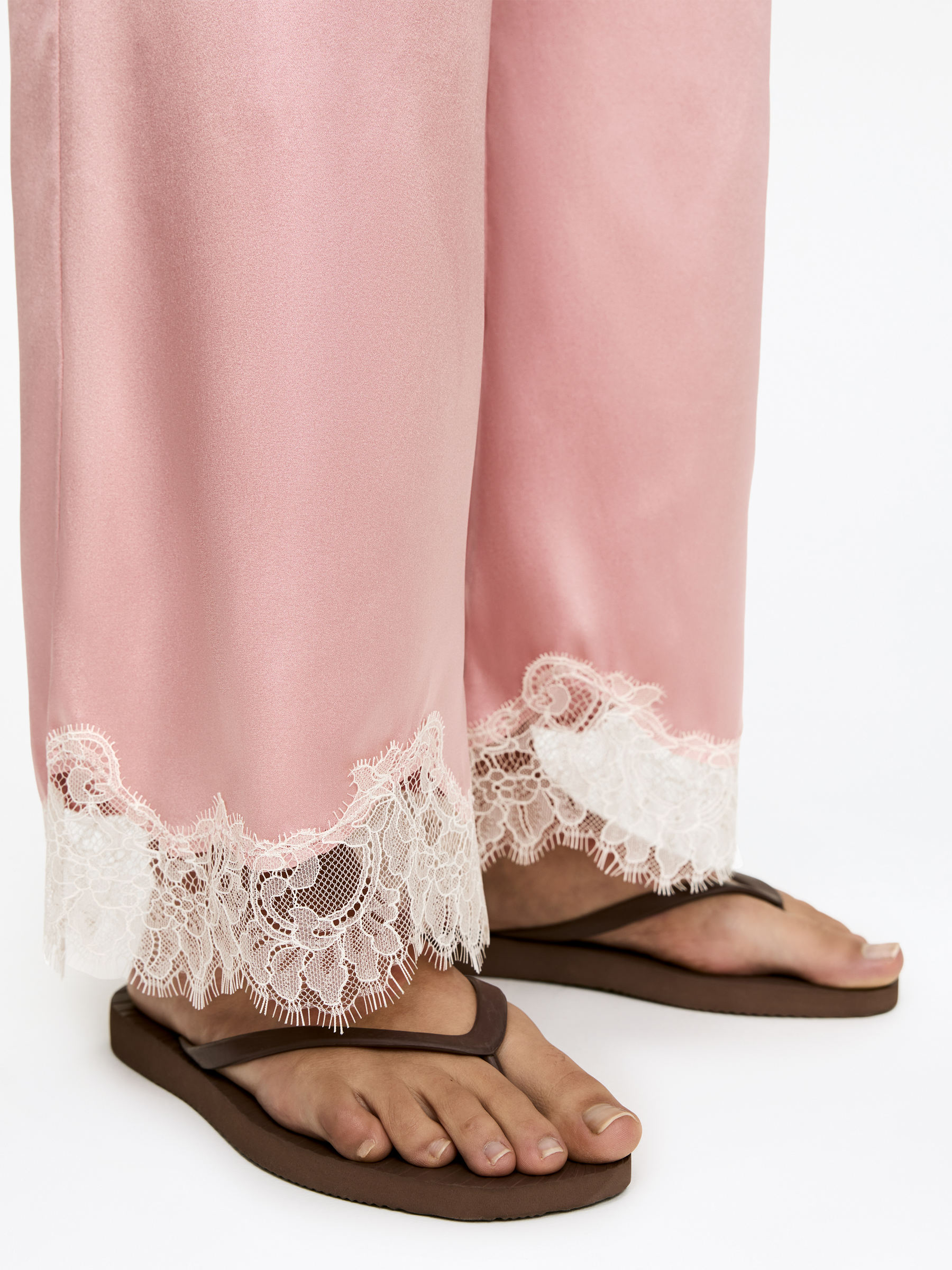 Pantalon en soie extensible - Rose clair - Loose fit - Femme - StillMedia/Lookbook - 4