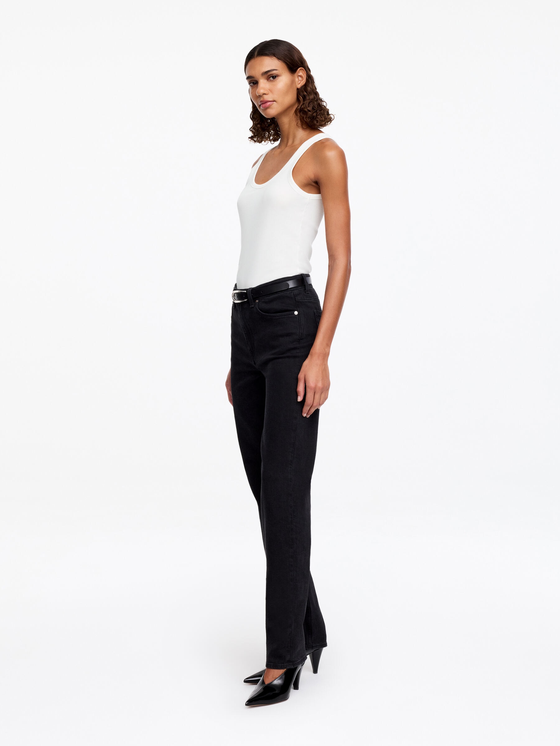 Scoop-Neck Tank Top - White - Slim fit - Women - StillMedia/Lookbook - 4