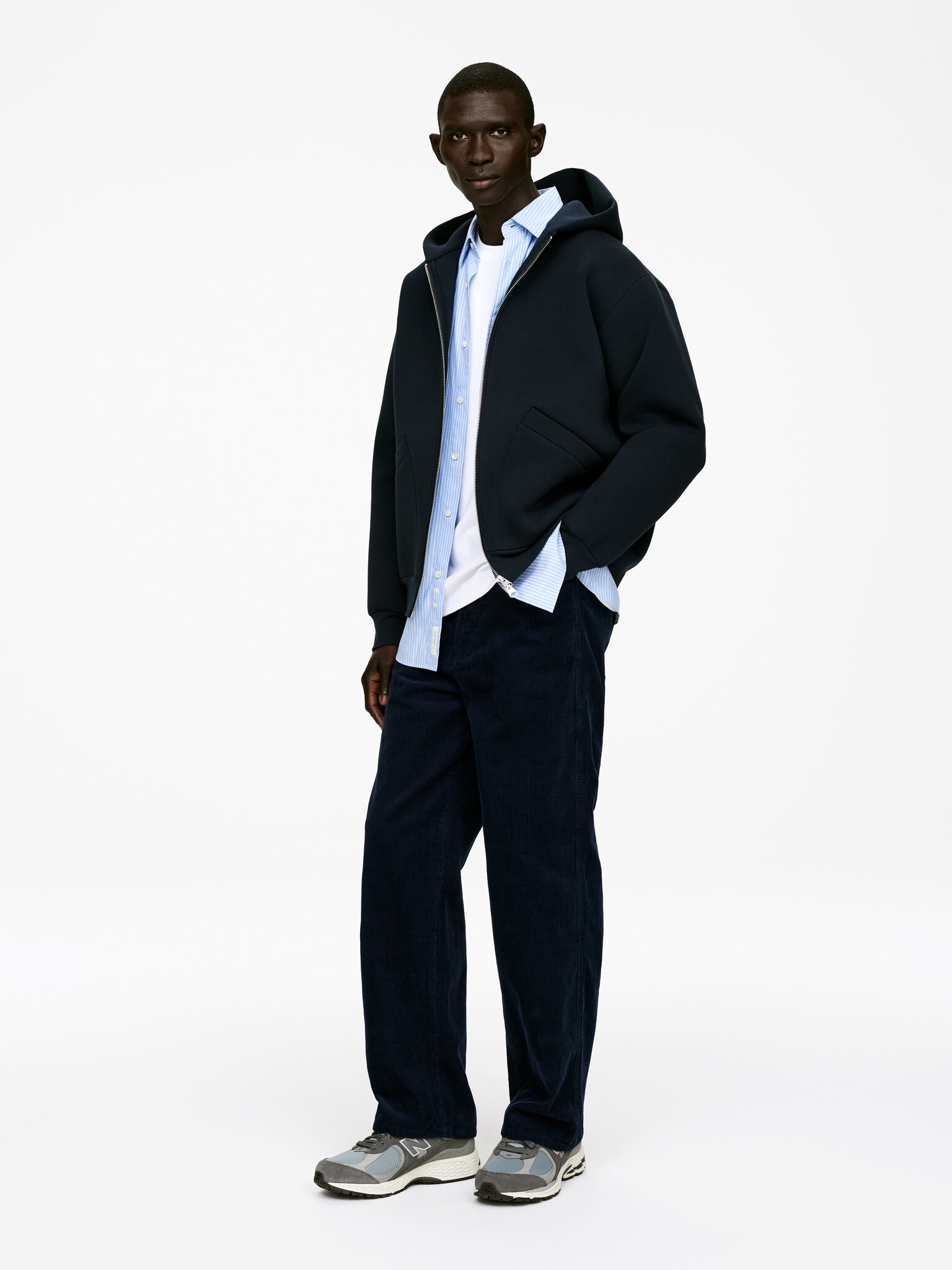 Pantalon décontracté en velours côtelé - Bleu foncé - 6