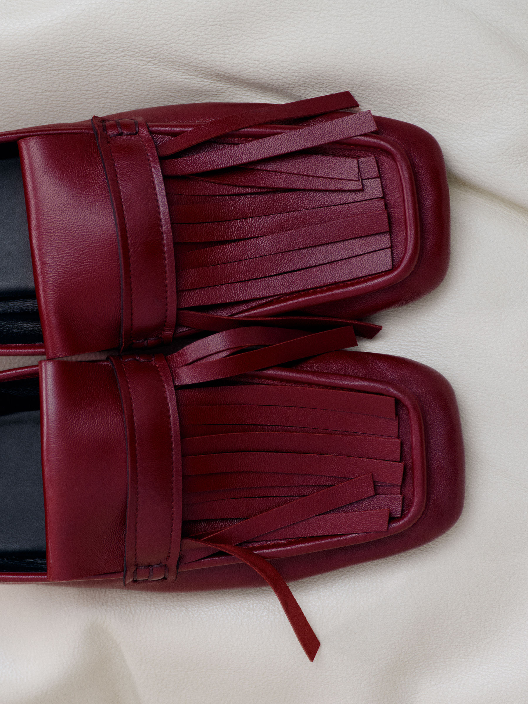 Fringe Moccasin Loafers-#6D3B3F-17532