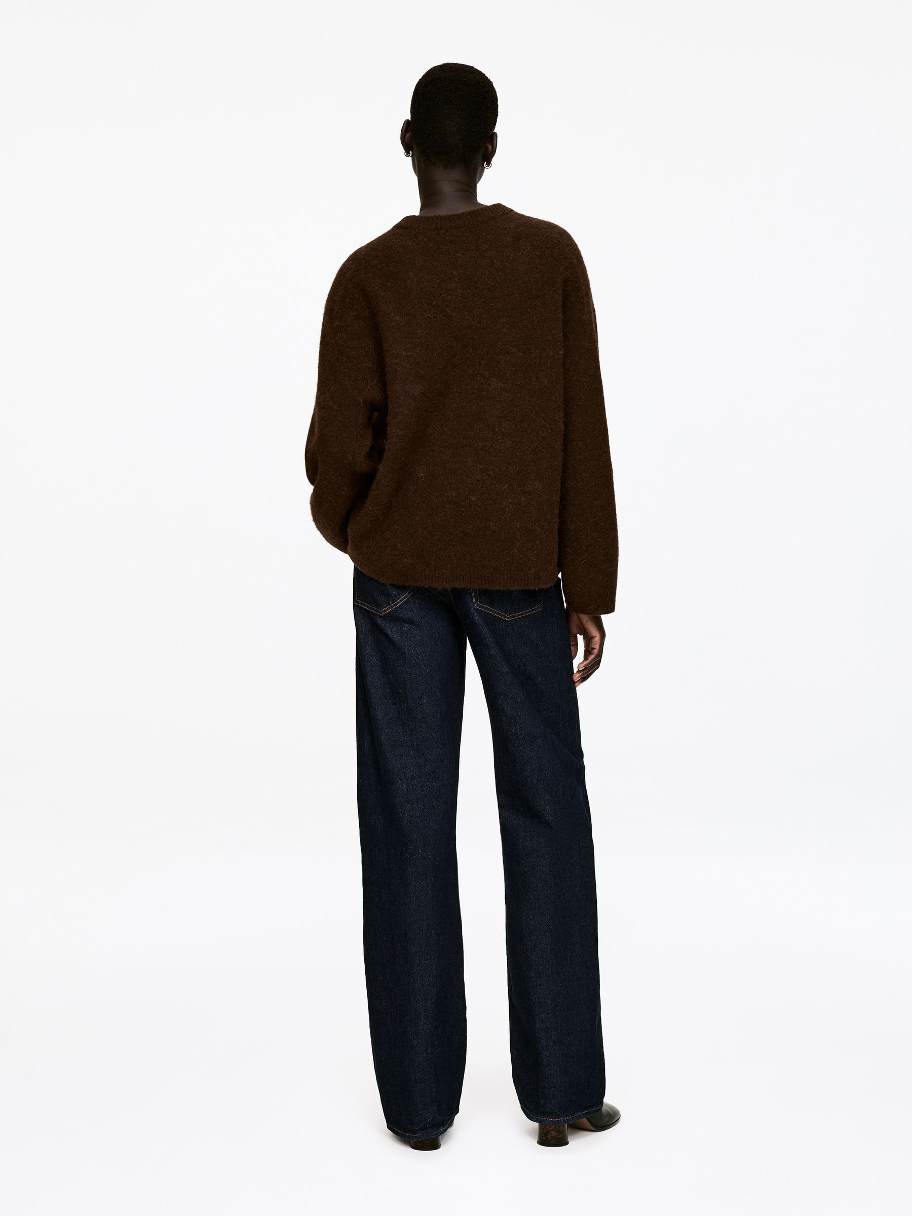 Alpaca-Wool Blend Jumper - Dark Brown - Oversized - Women - StillMedia/Lookbook - 14