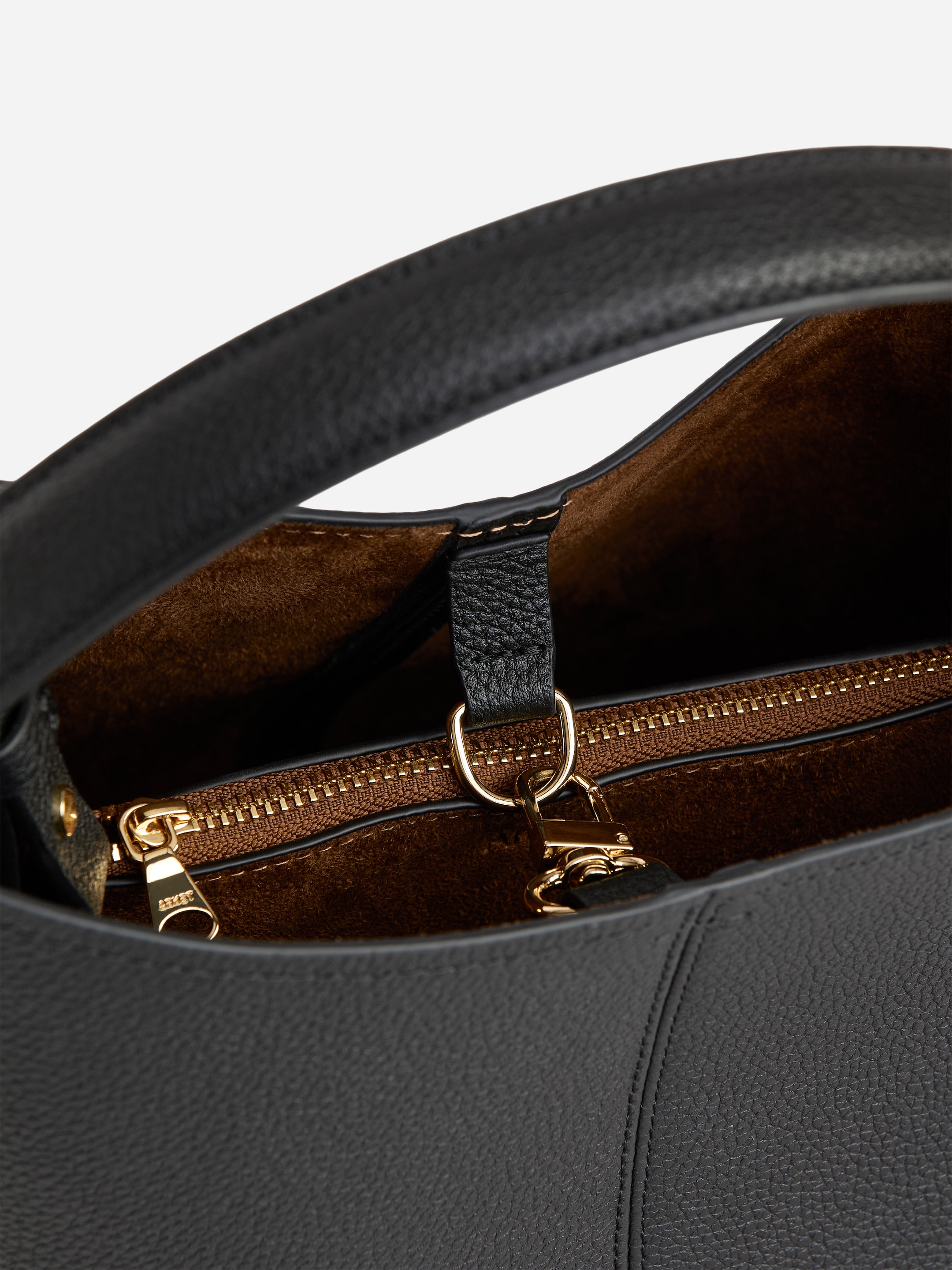 Small Leather Bucket Bag - Black - women - StillMedia/DescriptiveDetail - 1