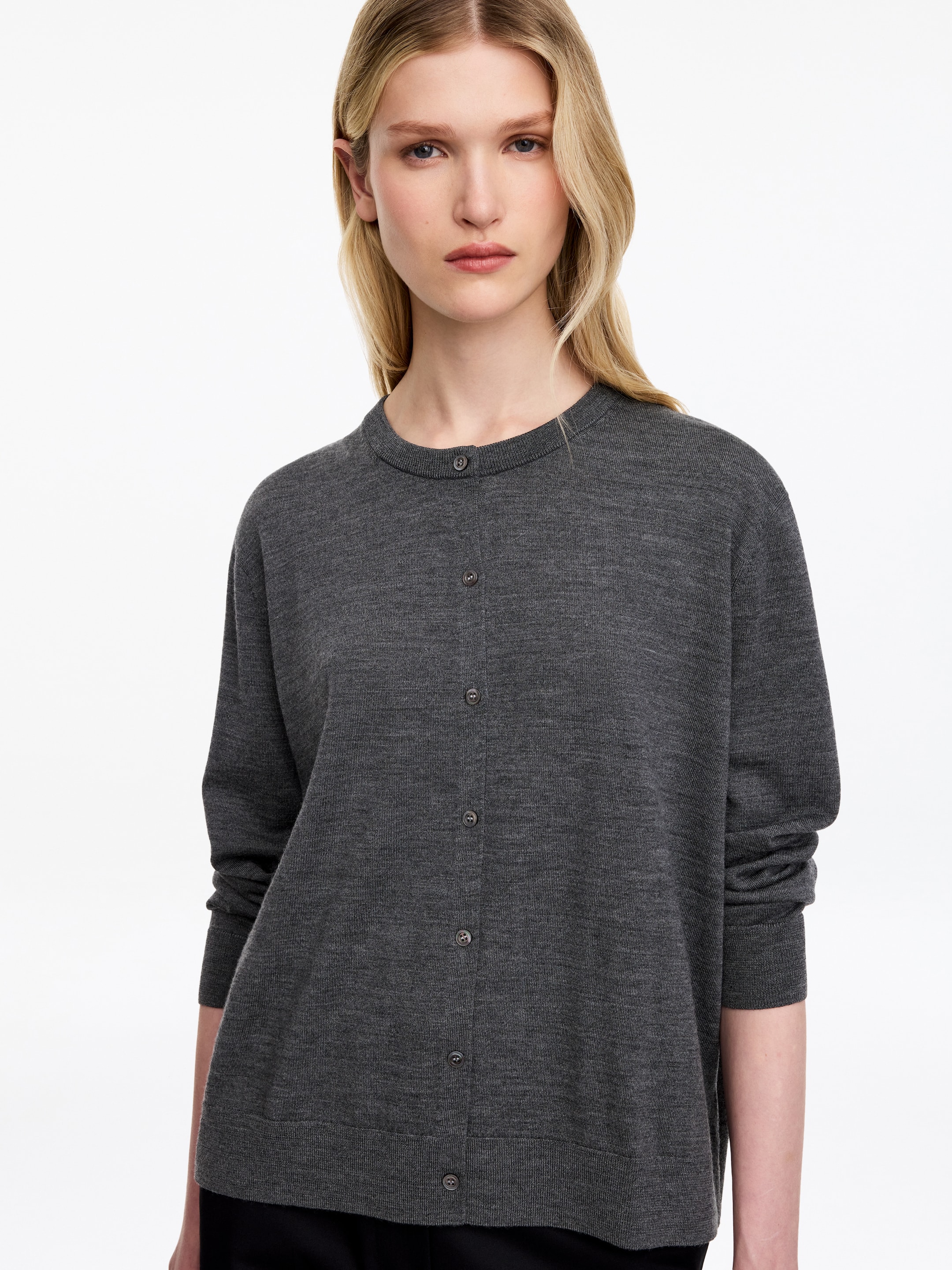 Cárdigan de lana merino - Gris - Corte estándar - women - StillMedia/Lookbook - 15
