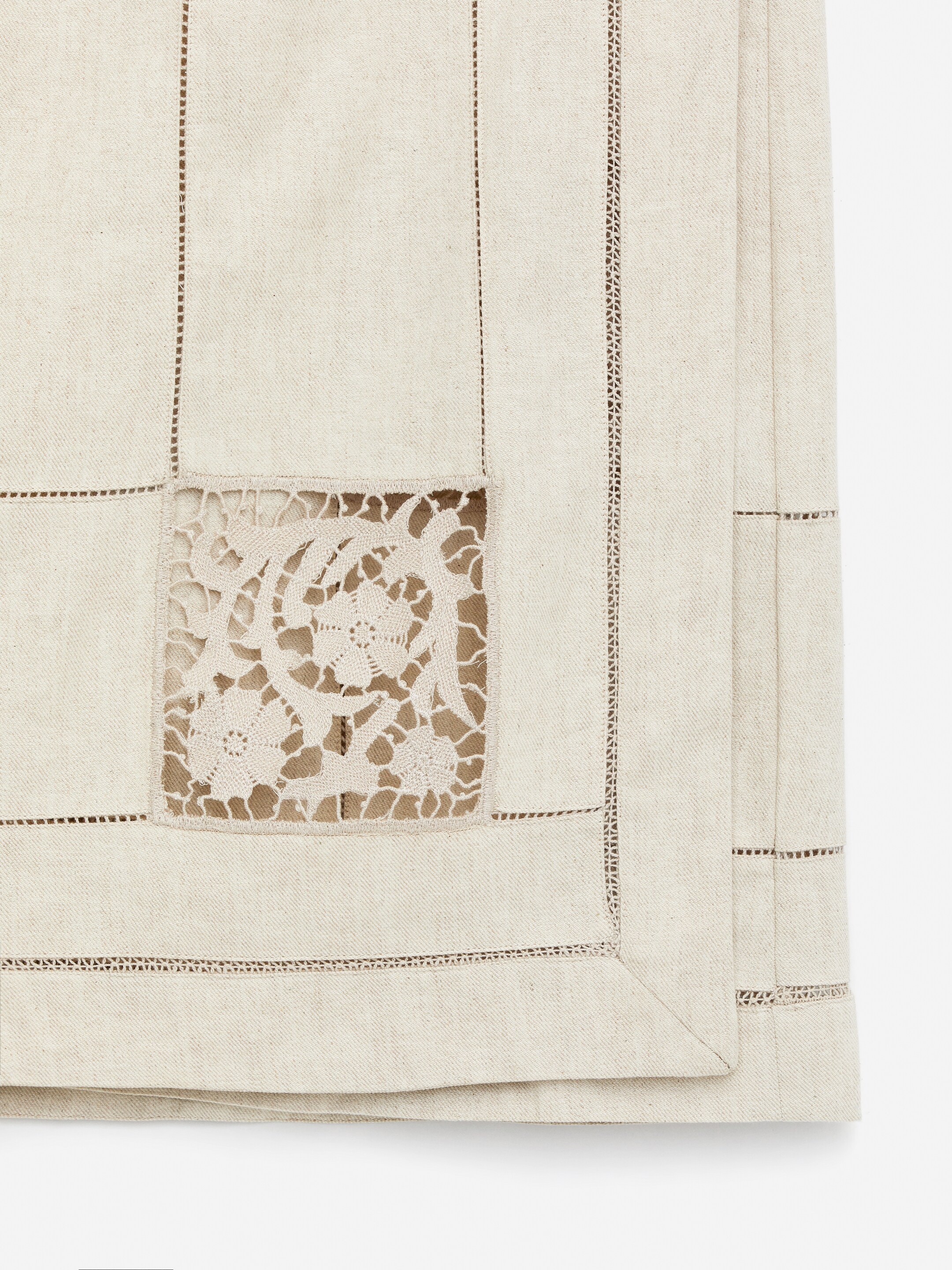 Vezi imaginea mai mare: Fustă petrecută brodată - Bej - FEMEI | H&M RO 6