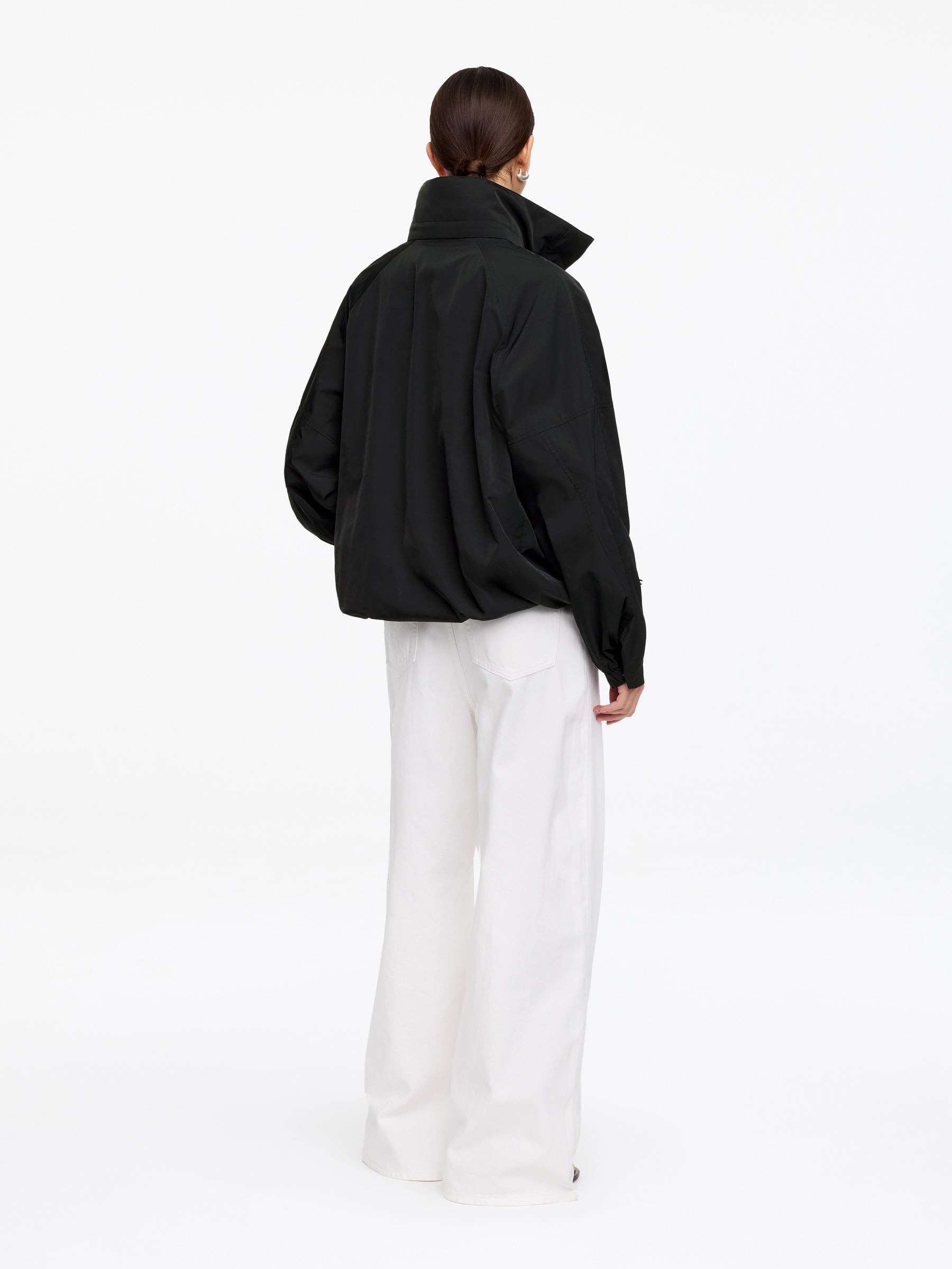 Hooded Windbreaker - Black - Regular fit - Women - StillMedia/Lookbook - 3