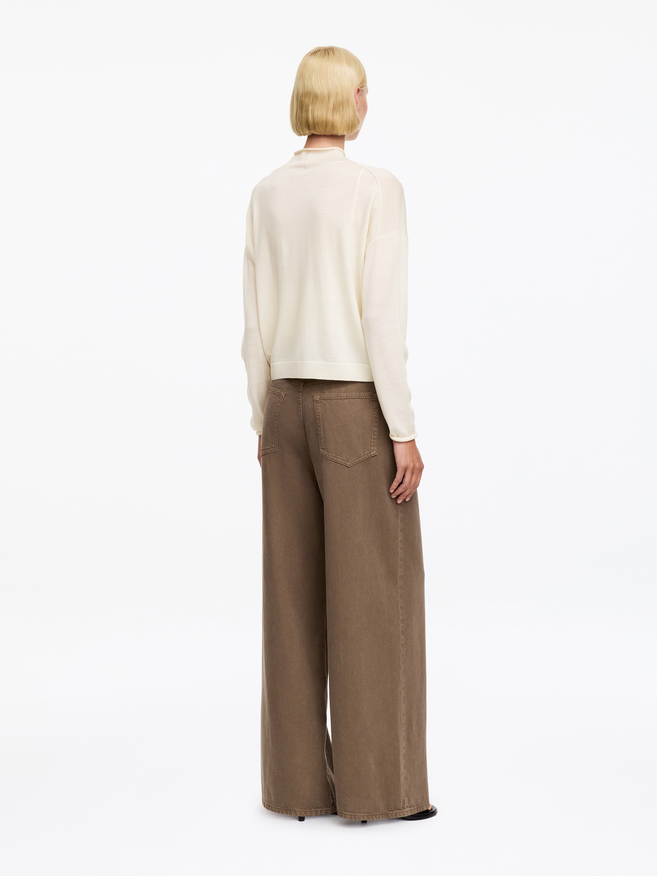 Wool-Blend Mock-Neck Cardigan - Off White - Regular fit - women - StillMedia/Lookbook - 2