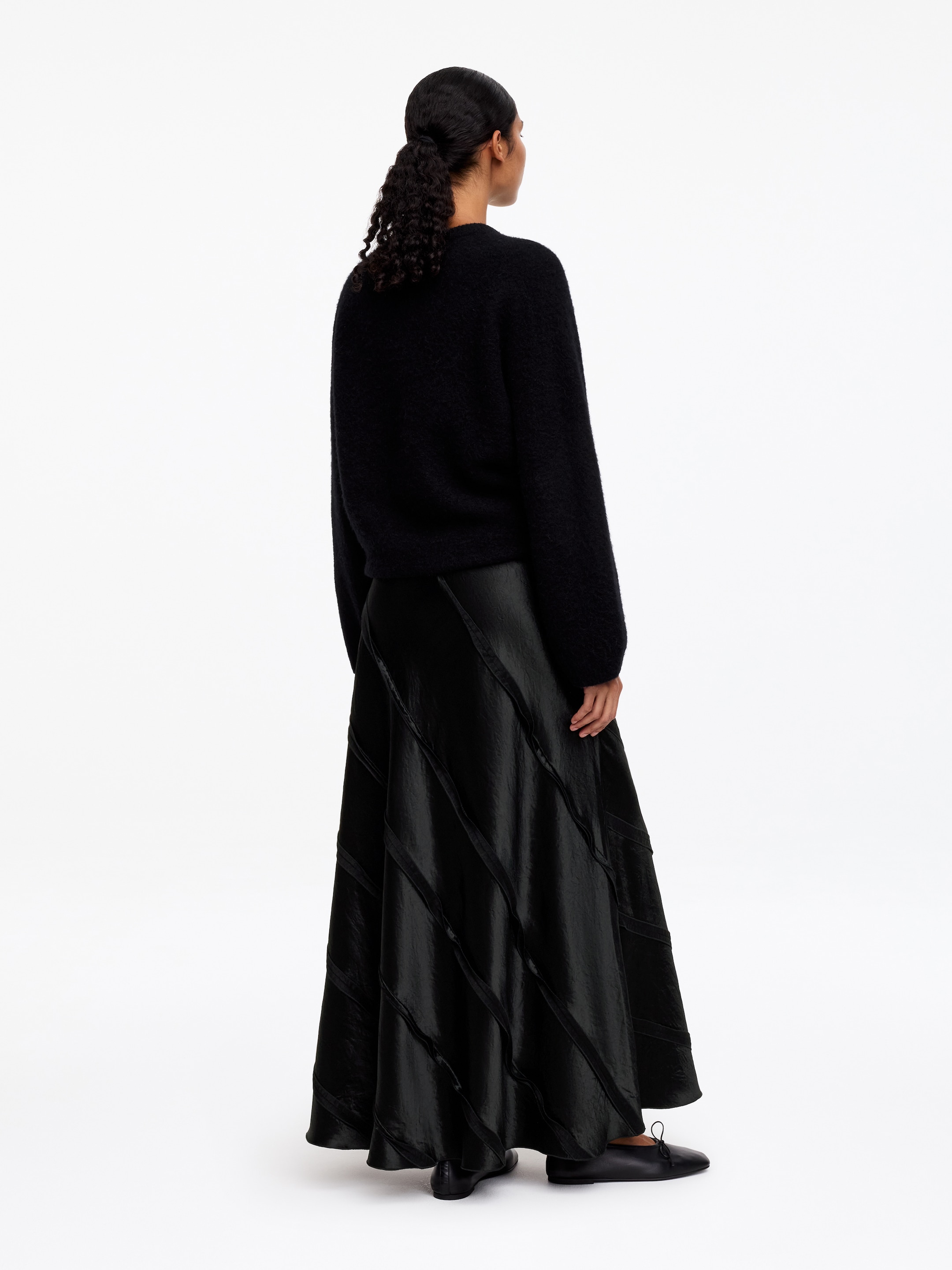 Fluid Skirt - Black - Regular fit - Women - StillMedia/Lookbook - 4