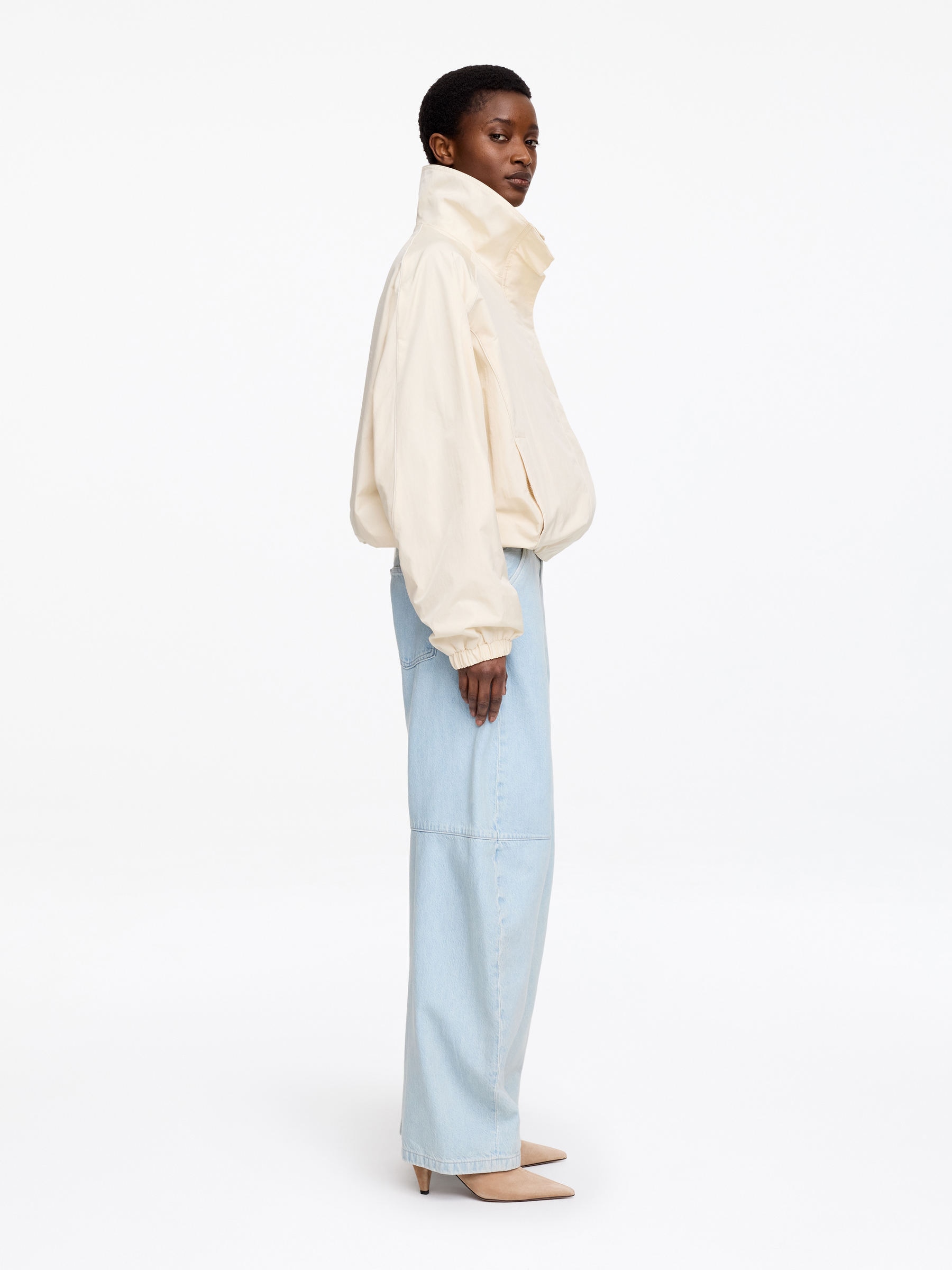 Giacca in nylon con collo a imbuto - Bianco sporco - Oversize - Women - StillMedia/Lookbook - 7