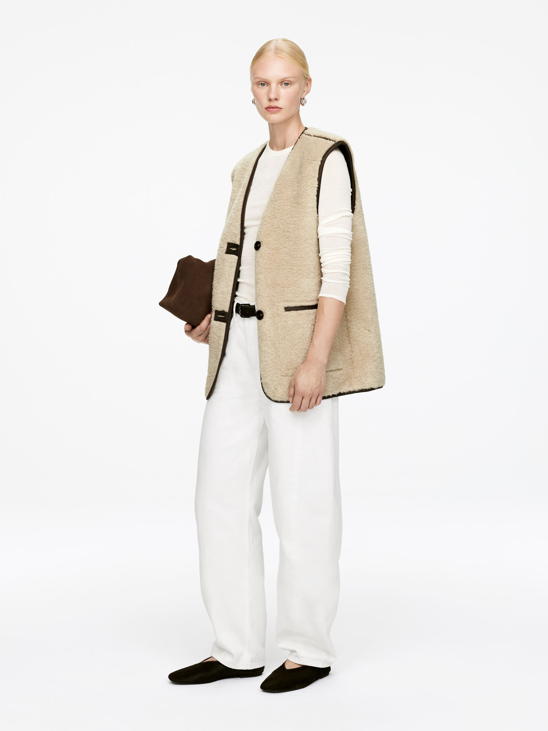 Chaleco de felpa - Beige - Oversized - Women - StillMedia/Lookbook - 7