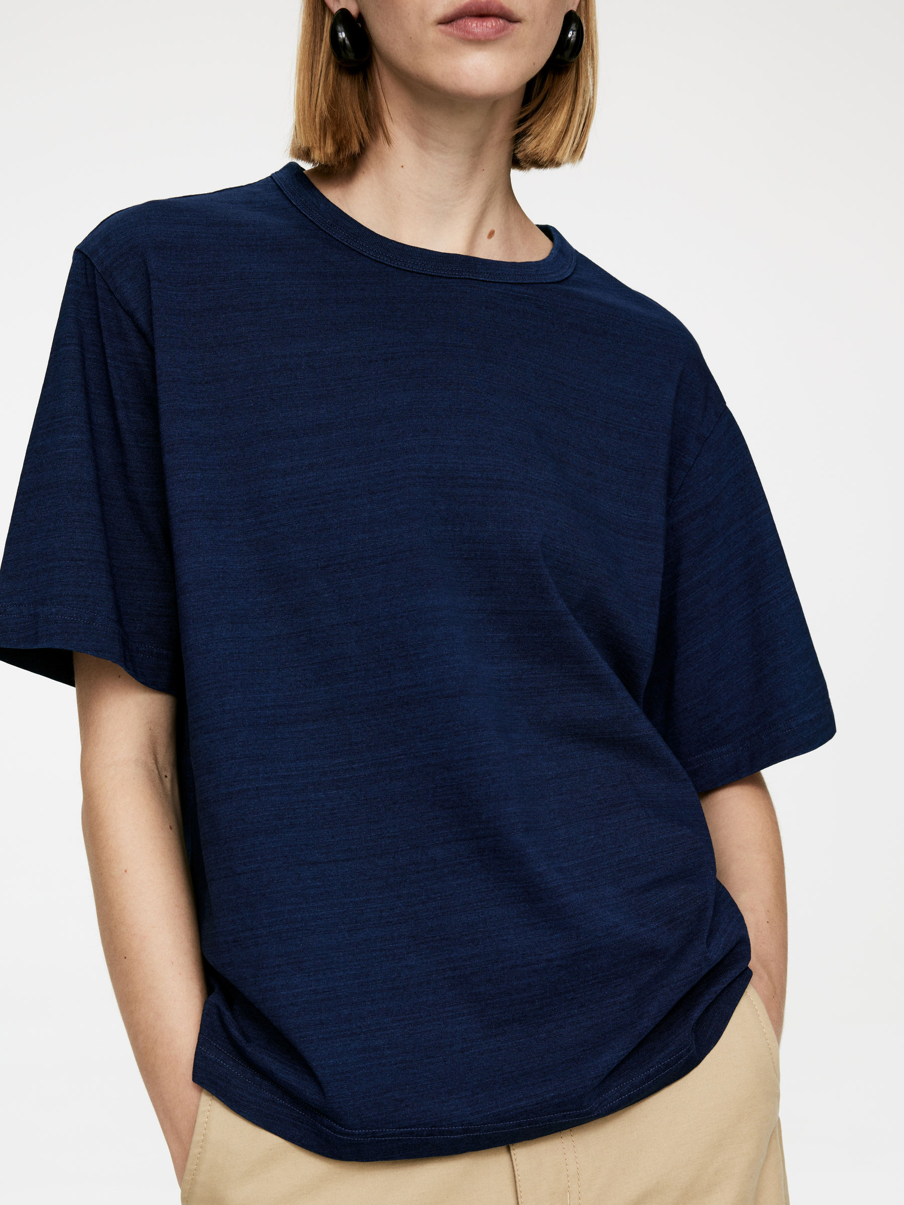 Midweight T-Shirt - Dark Blue - Regular fit - Women - StillMedia/Lookbook - 3