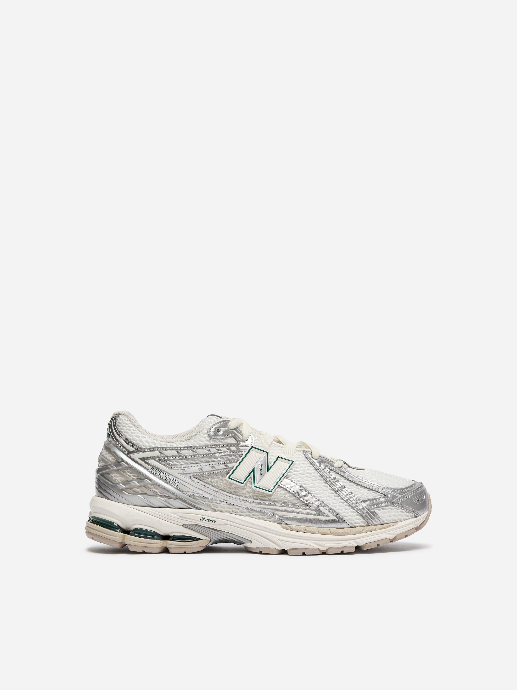 New Balance 1906R Trainers - Srebro - men - StillMedia/DescriptiveStillLife - 2