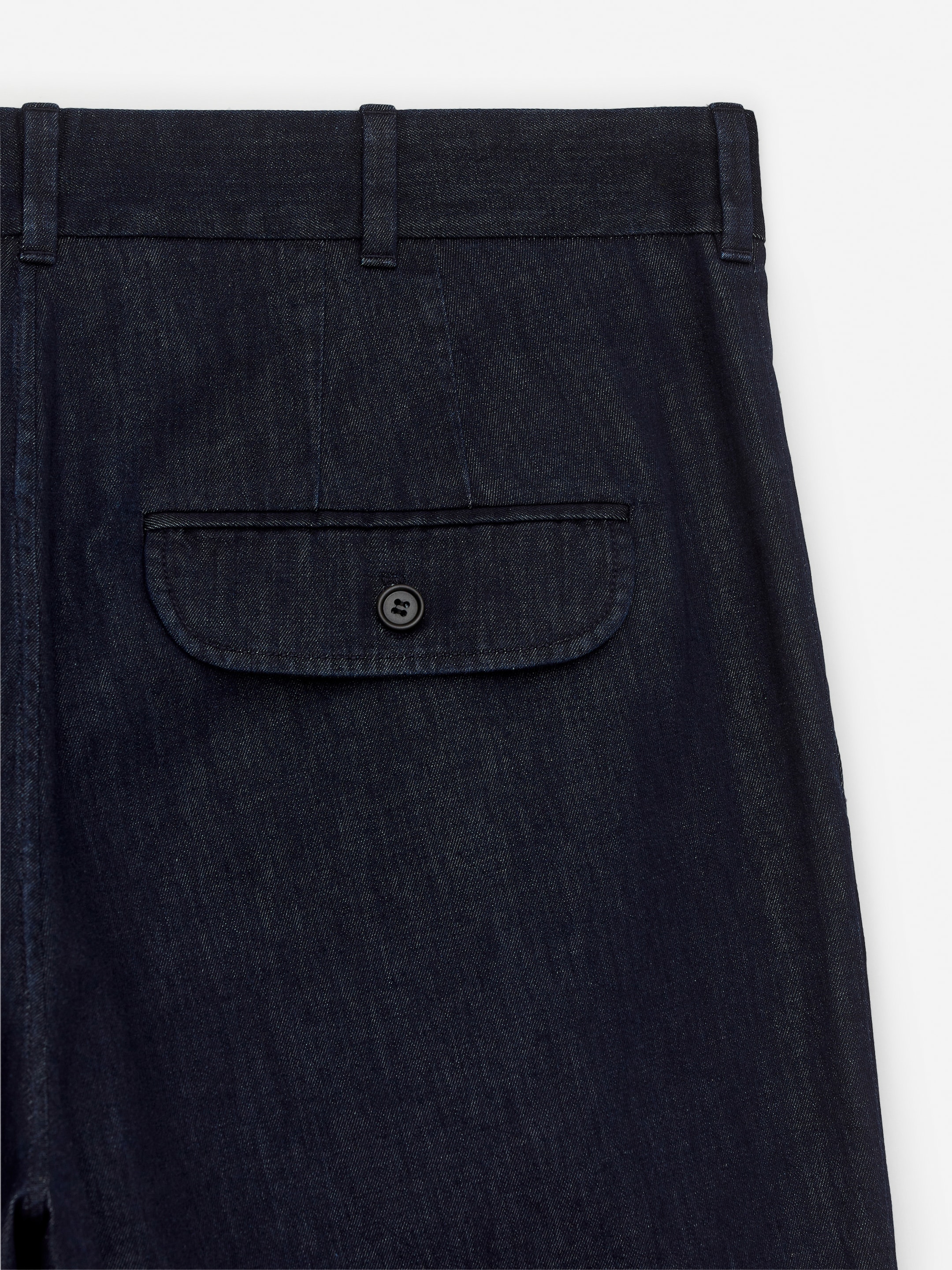 Denim Chinos - Dark Blue - Loose fit - Men - StillMedia/DescriptiveDetail - 1