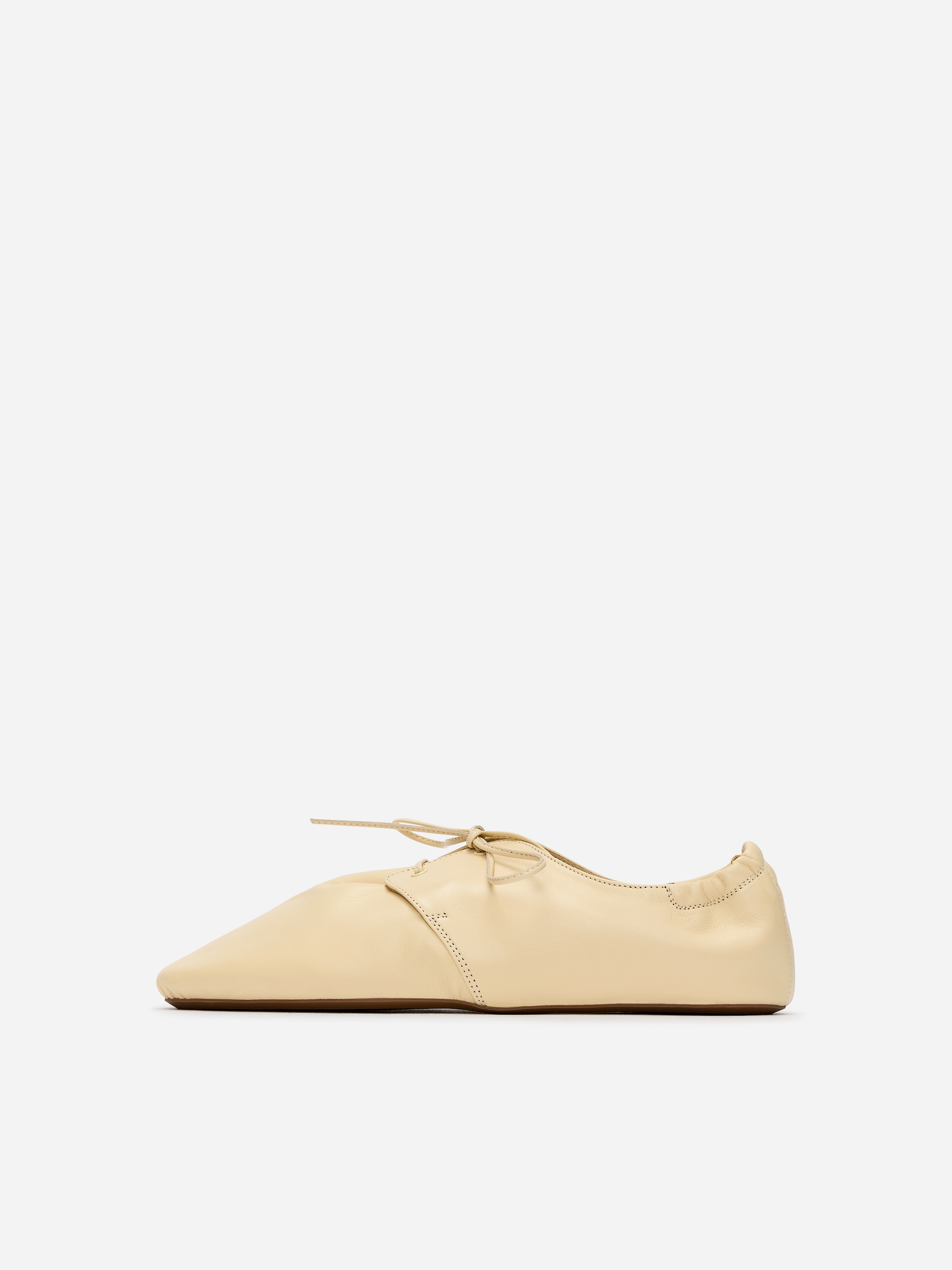 Soft Leather Lace-Up Shoes - Light Yellow - Women - StillMedia/DescriptiveStillLife - 5