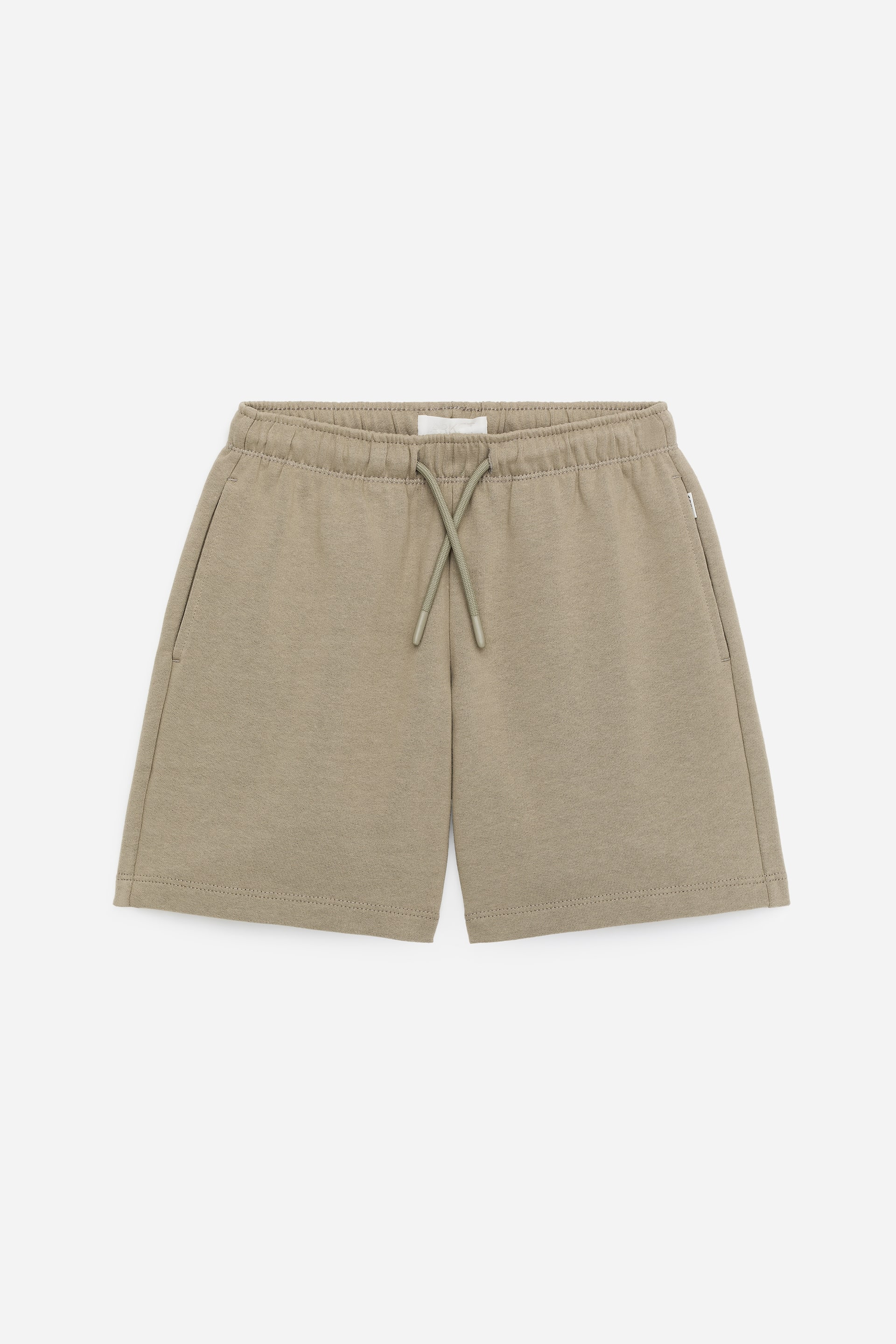 Größeres Bild ansehen: Khaki Jersey-Shorts liegen flach und zeigen eine Vorderansicht. Sie verfügen über einen elastischen Bund mit sichtbarem Kordelzug, Seitentaschen und eine normale Passform.