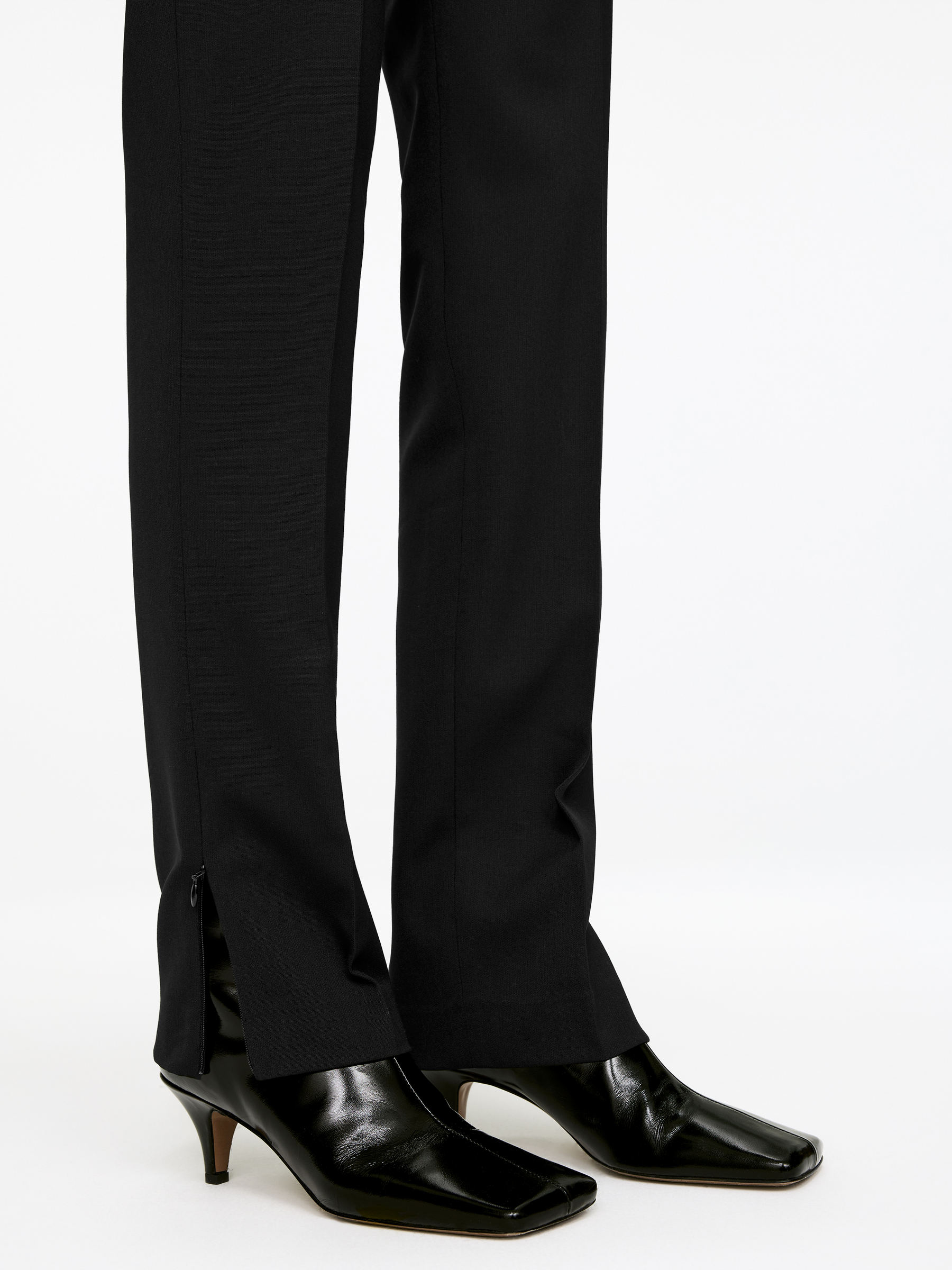 Schmale, elegante Hose - Schwarz - Slim Fit - Damen - StillMedia/Lookbook - 3