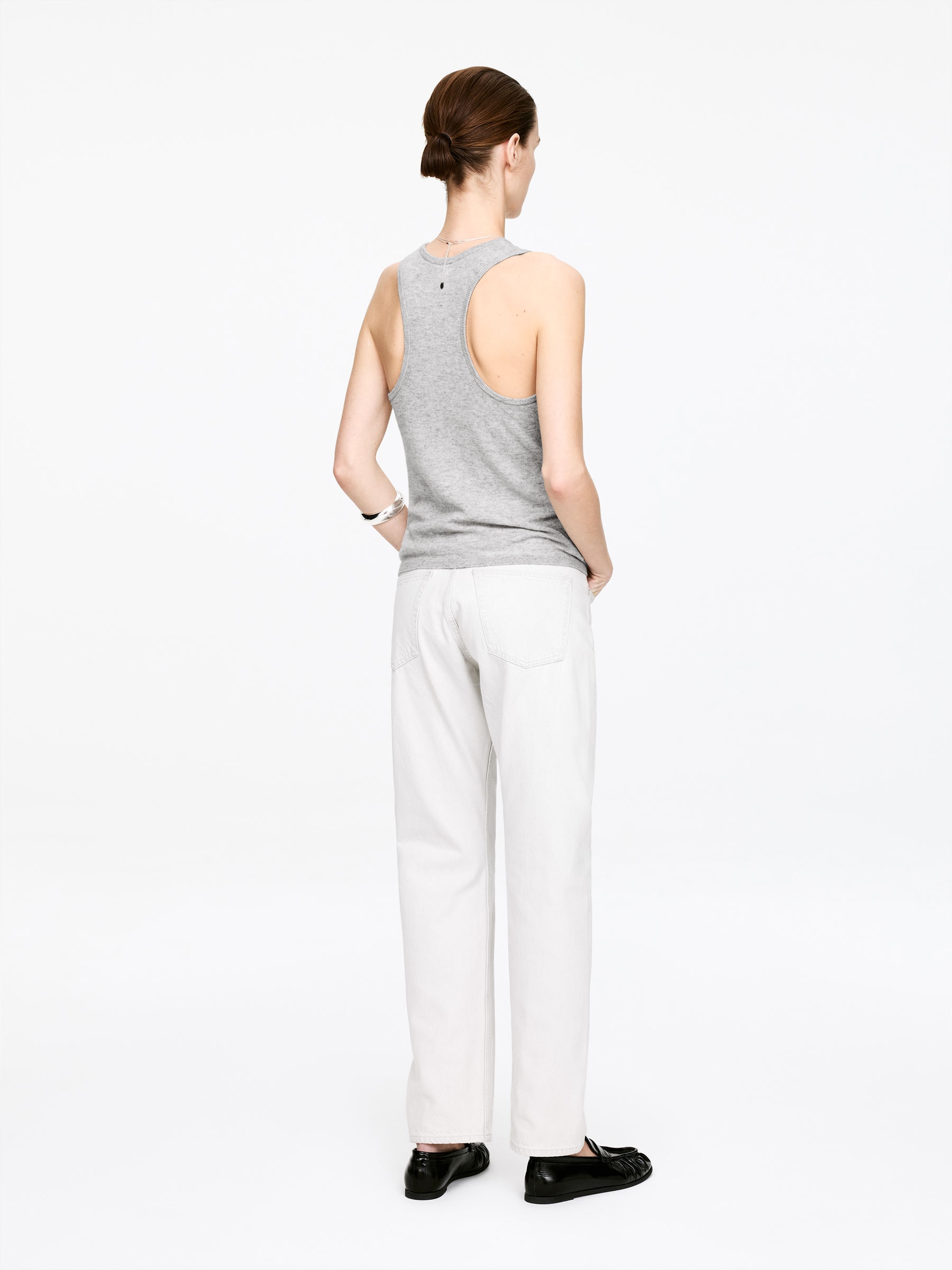 Pure Cashmere Tank Top - Light Grey - Regular fit - Women - StillMedia/Lookbook - 6