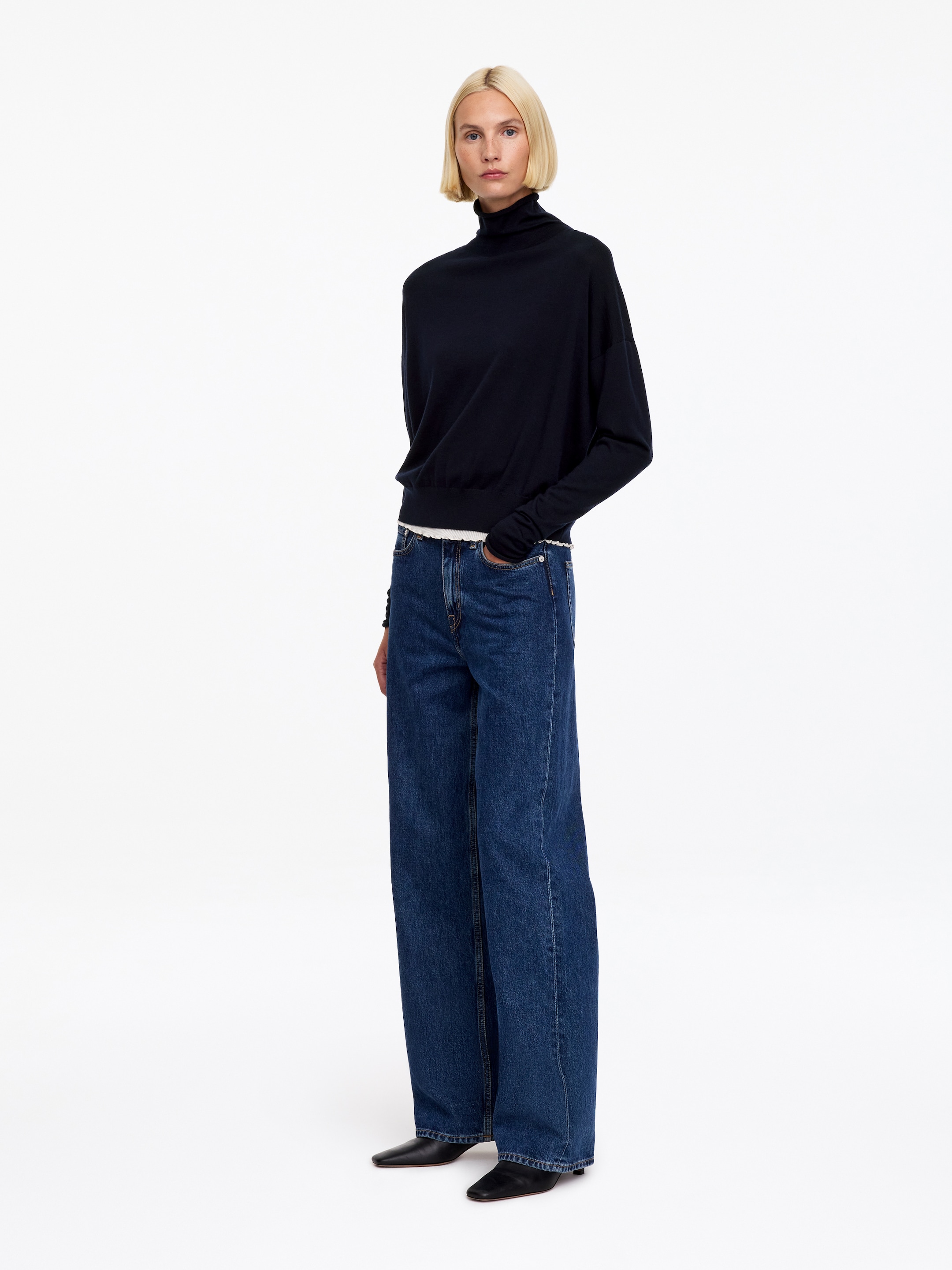 Rollkragenpullover aus Merinowolle - Blau - Loose Fit - women - StillMedia/Lookbook - 9