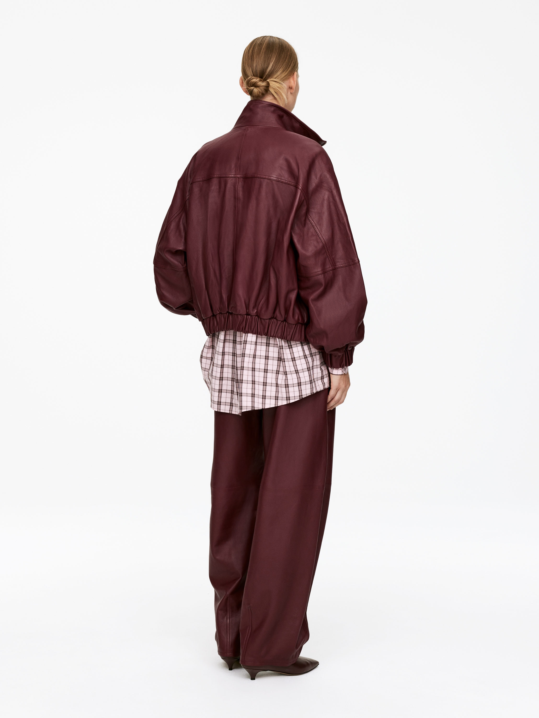Leather Jacket - Dark Red - Oversized - Women - StillMedia/Lookbook - 5