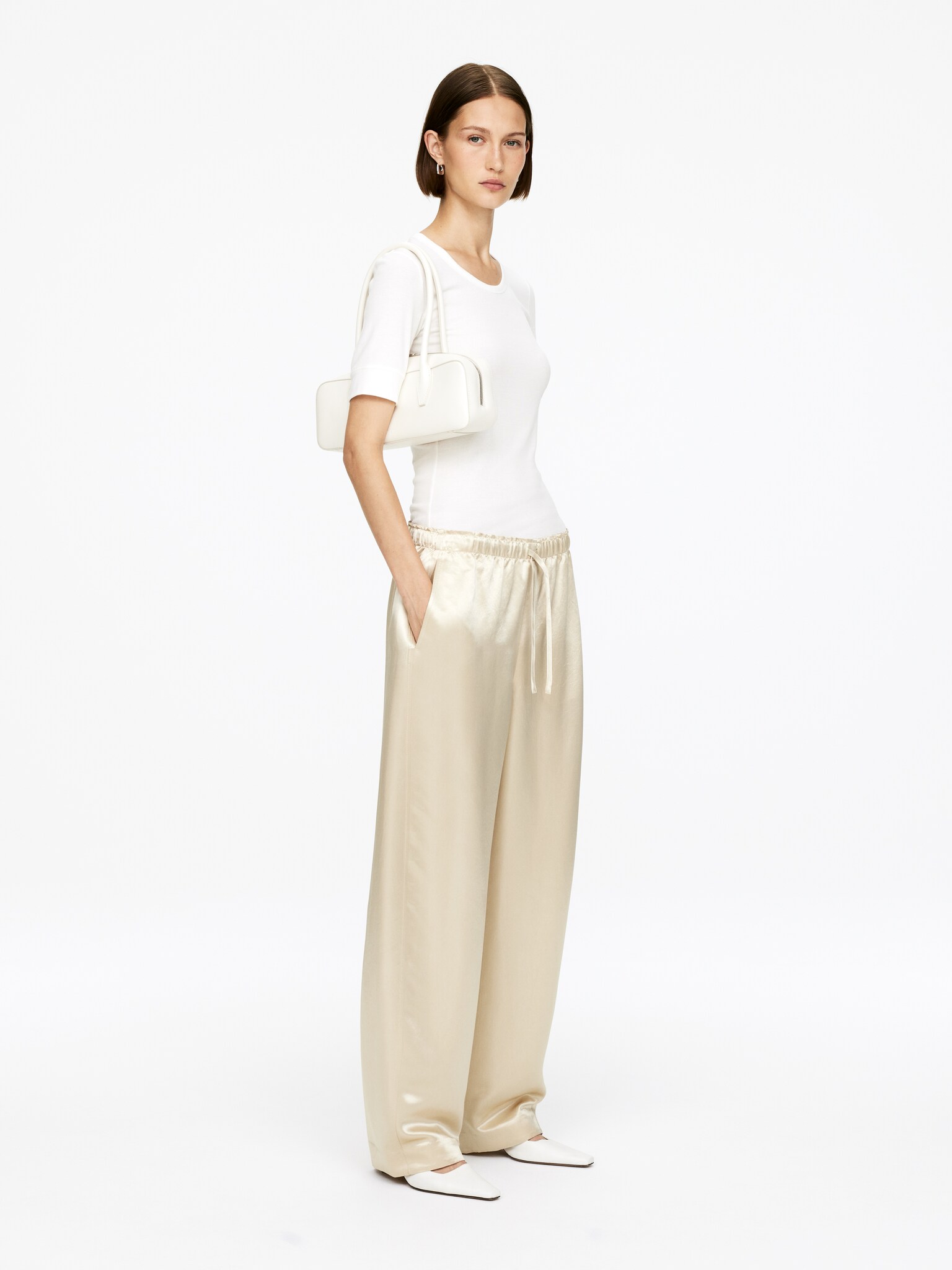 Pantalon en satin avec cordon de serrage - Beige clair - 3