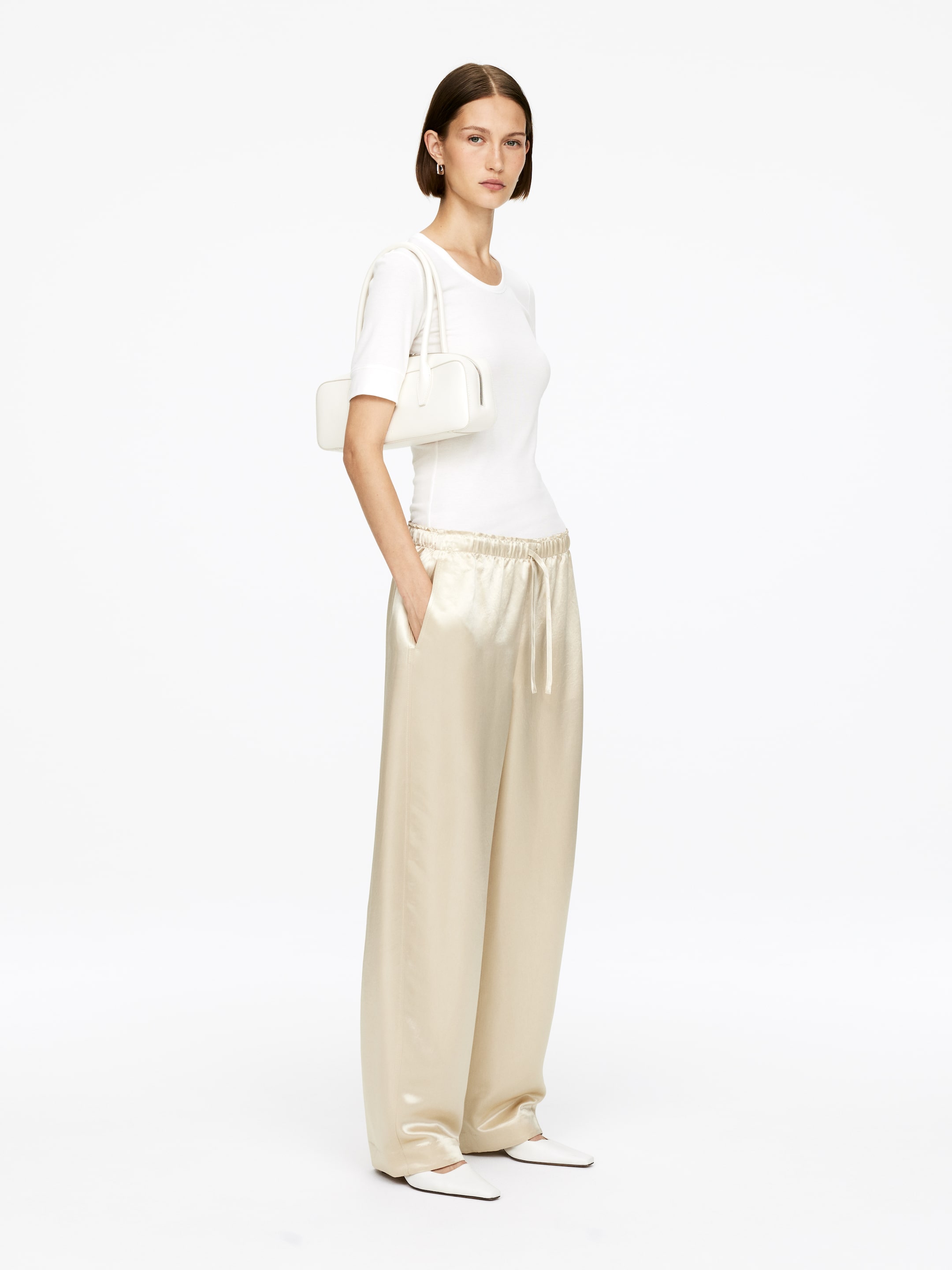Grösseres Bild ansehen: Satinhose mit Kordelzug - Hellbeige - DAMEN | H&M CH 4
