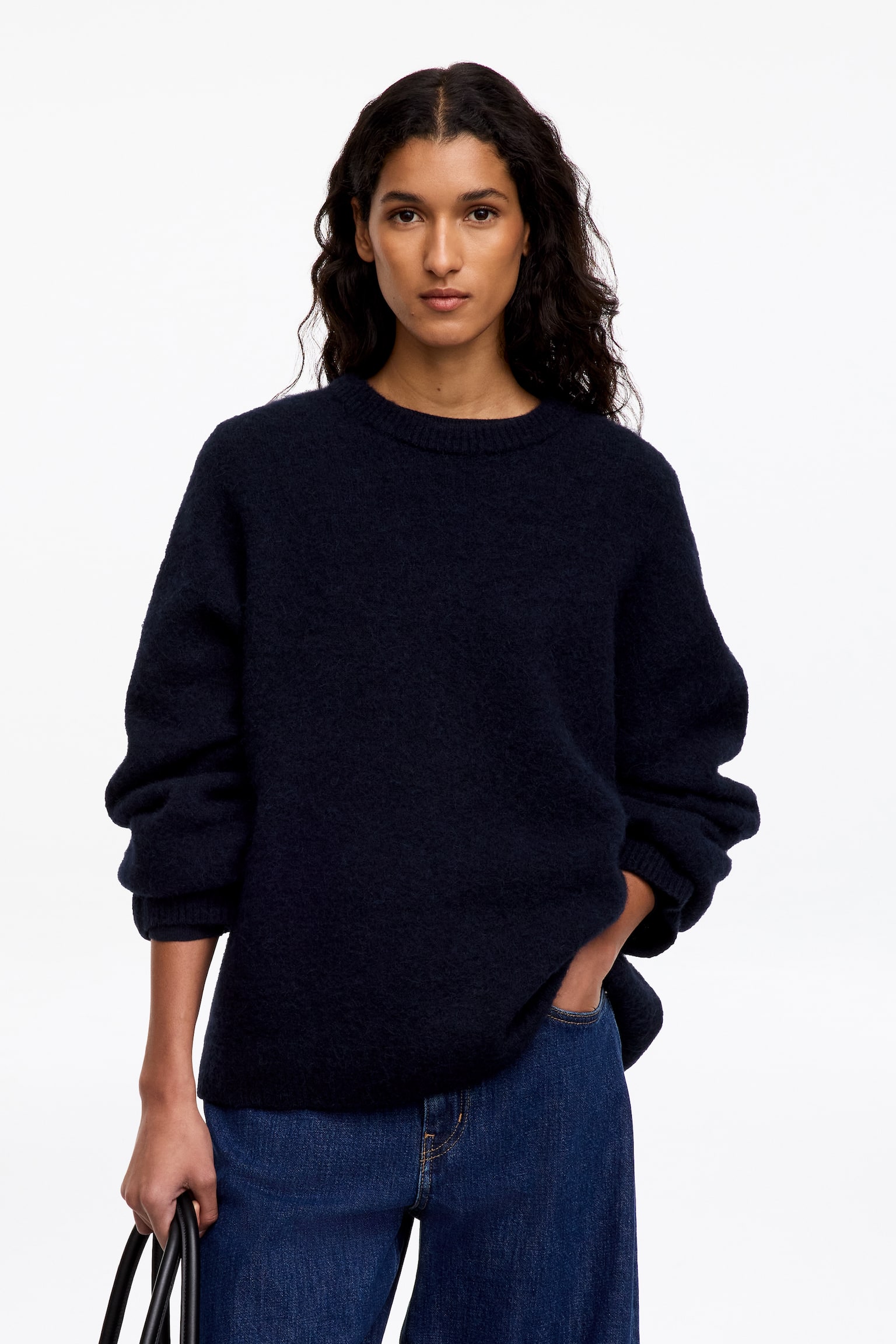 Pull en mélange de laine et d'alpaga - Bleu foncé/Sauge/Vert/Bordeaux foncé/Gris clair/Noir/Bleu foncé/Blanc cassé - 1