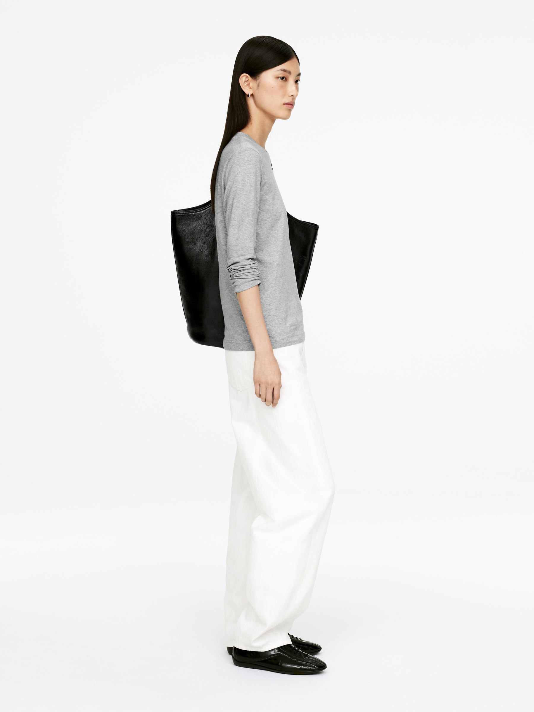 IRIS Signature Long-Sleeve T-Shirt - Grey - Regular fit - Women - StillMedia/Lookbook - 5