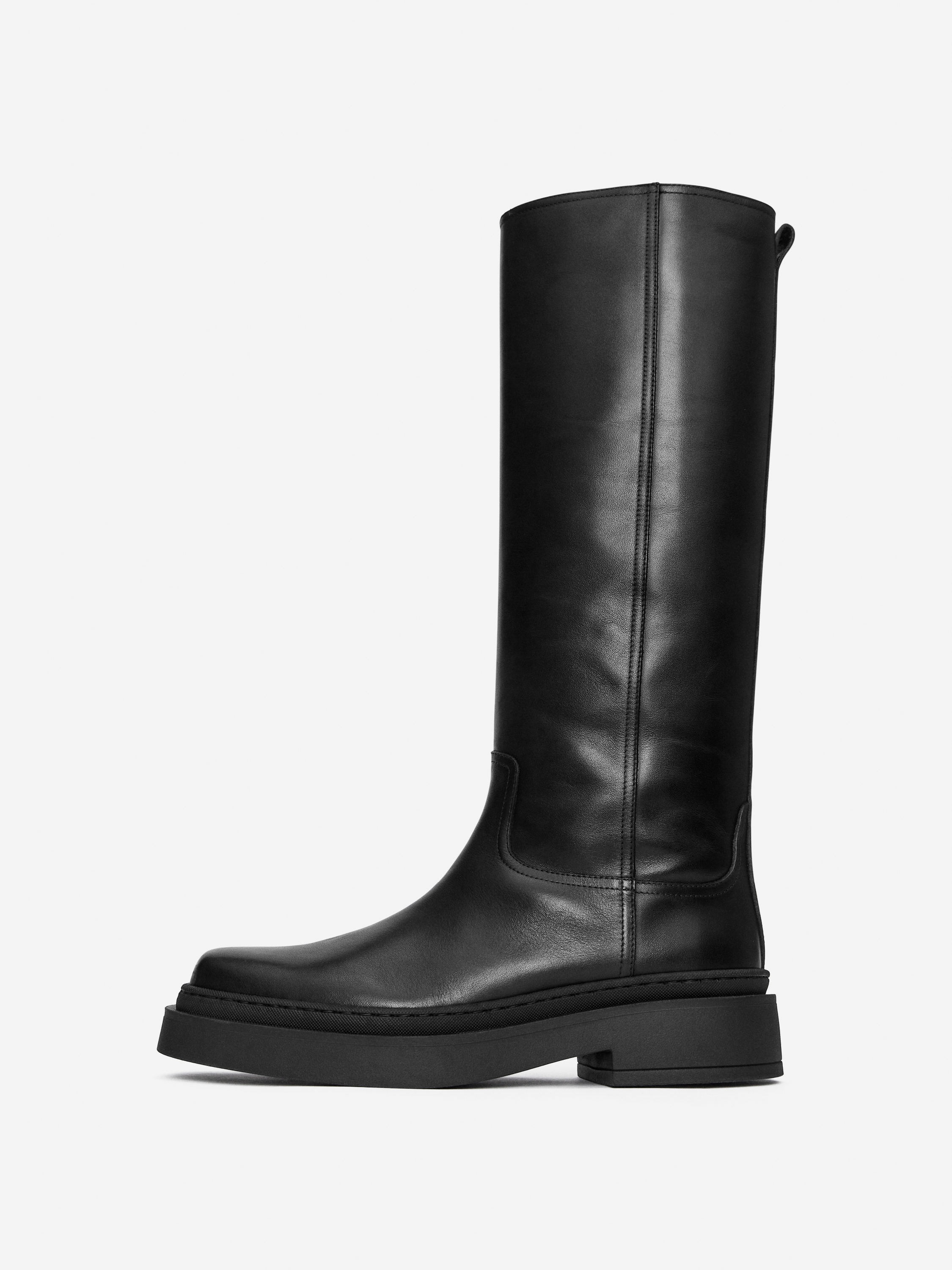 Below-The-Knee Leather Boots - Black - Women - StillMedia/DescriptiveStillLife - 6