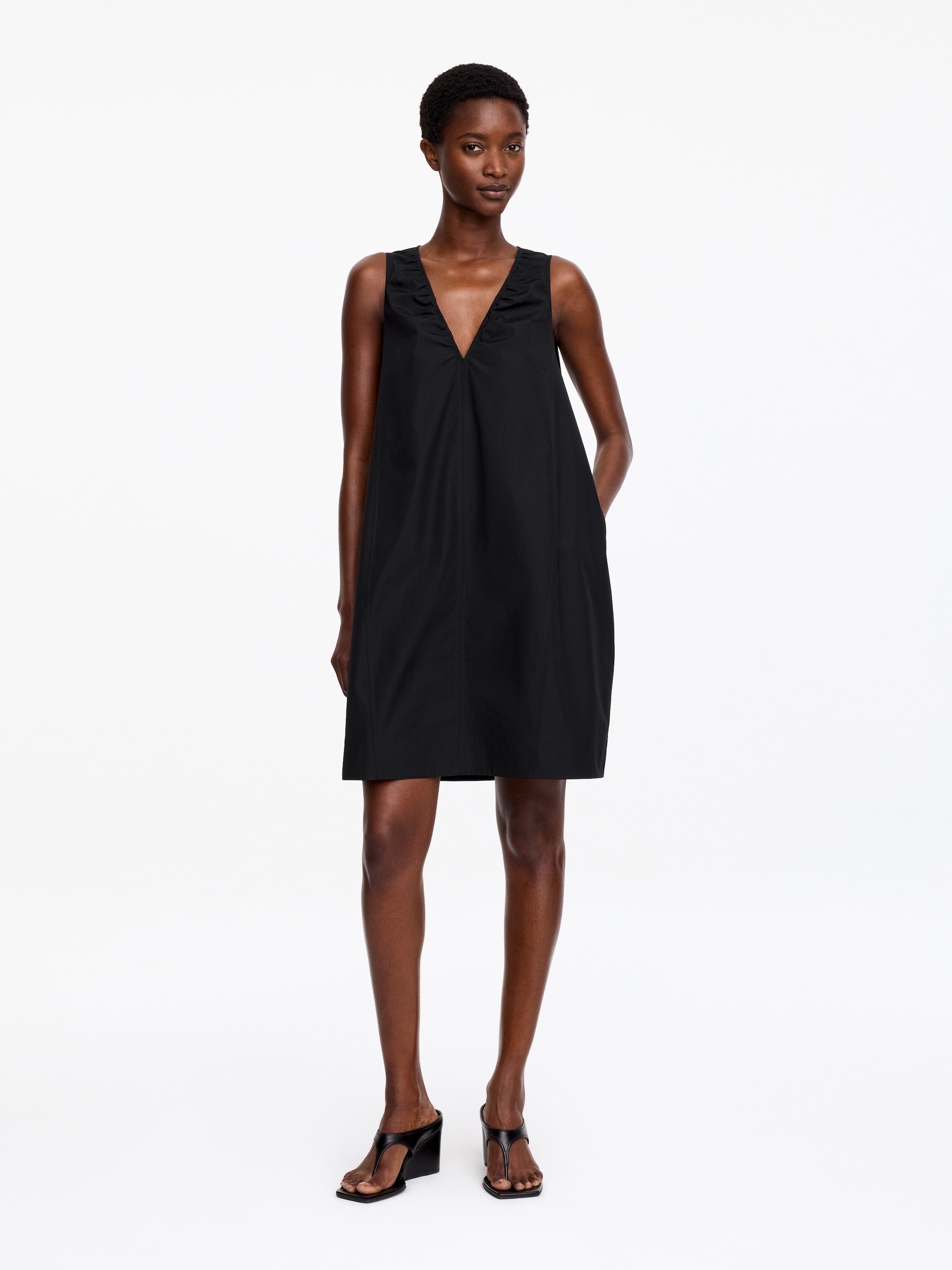 Gathered V-Neck Dress-Black-19445