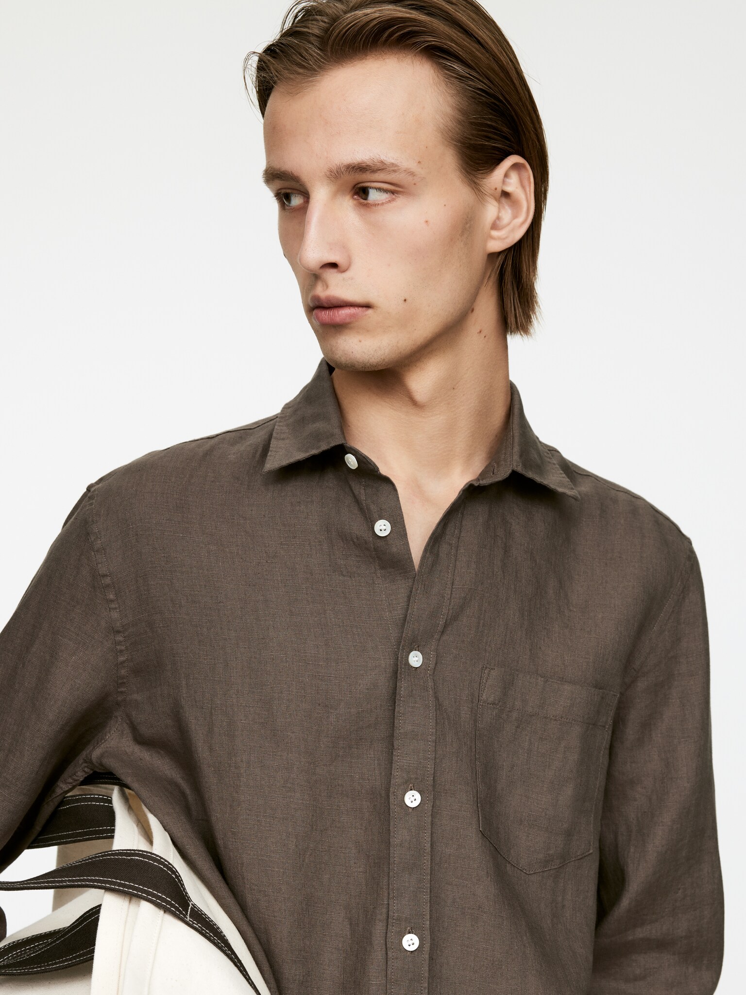 Chemise en lin de coupe classique - Marron/Beige/Bleu foncé/Bleu/Blanc/Vert foncé/Vert poudré/Blanc cassé - 6