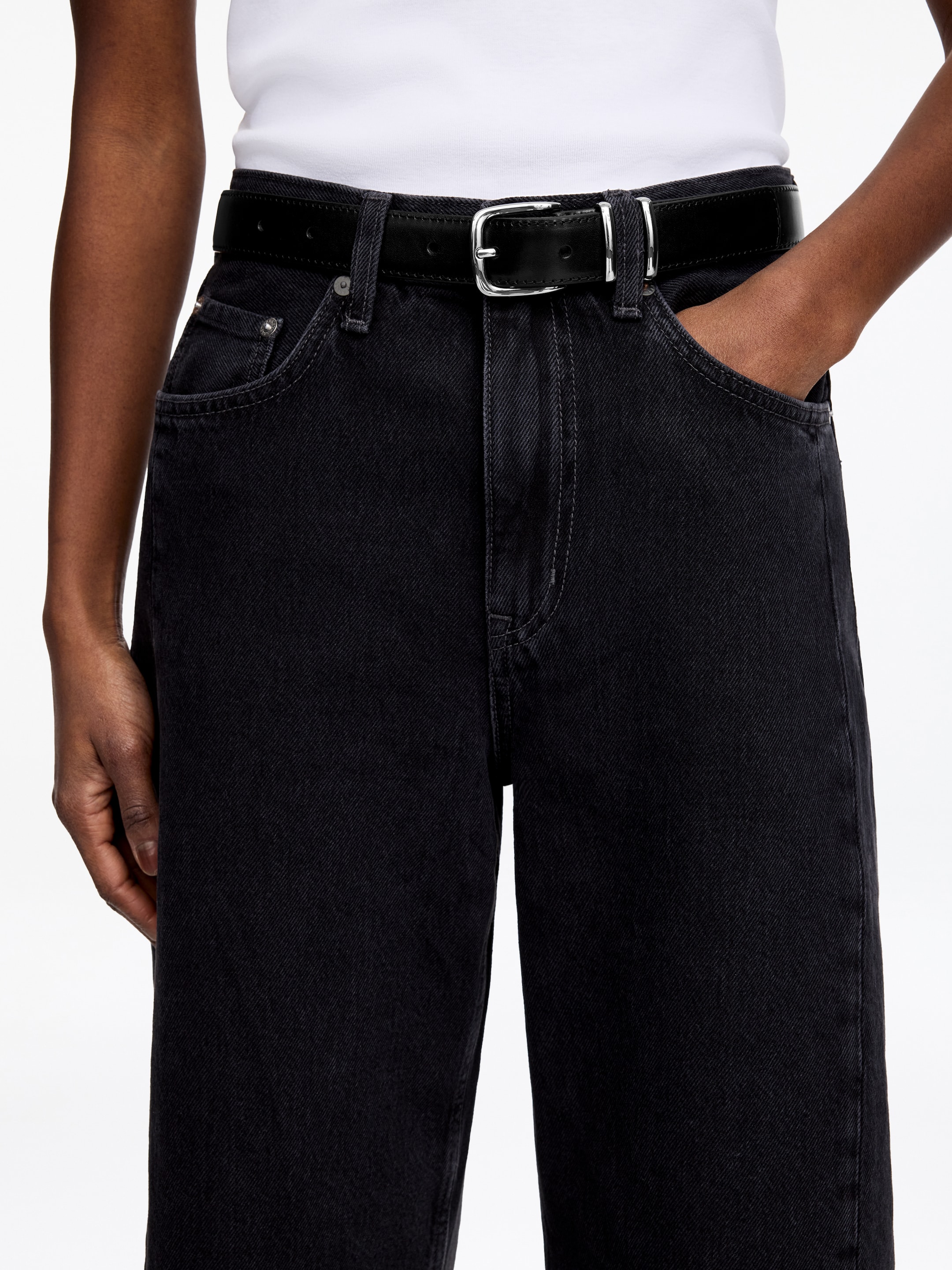 Leather Belt - Black - Women - StillMedia/Lookbook - 9